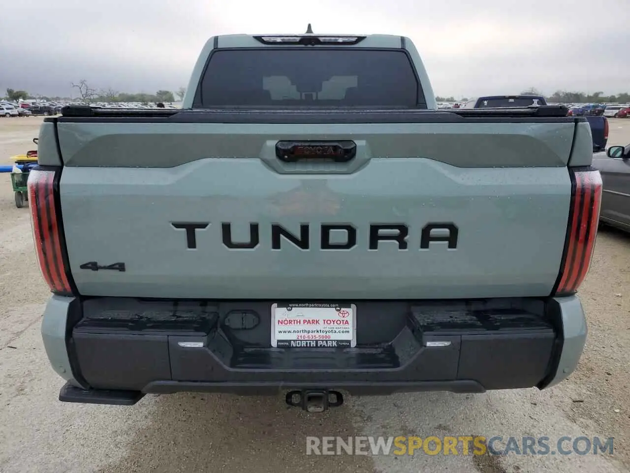 6 Photograph of a damaged car 5TFWC5DB8RX059828 TOYOTA TUNDRA 2024