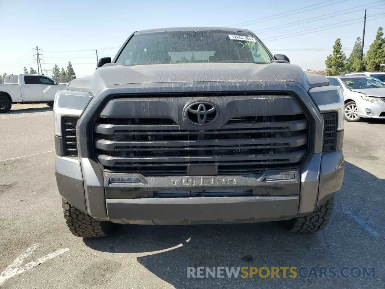 5 Photograph of a damaged car 5TFWC5DB9RX049731 TOYOTA TUNDRA 2024