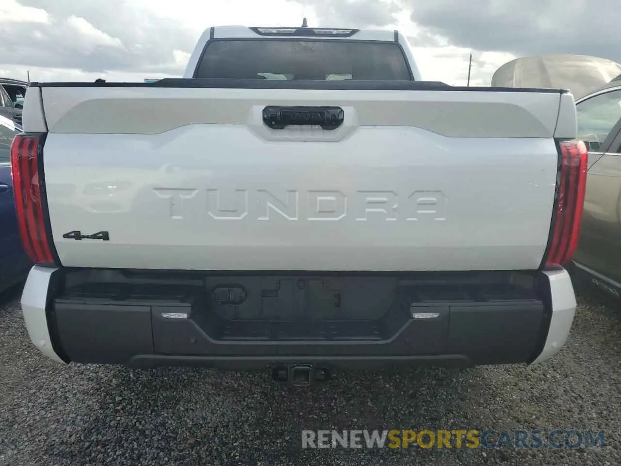 6 Photograph of a damaged car 5TFWC5DB9RX069977 TOYOTA TUNDRA 2024