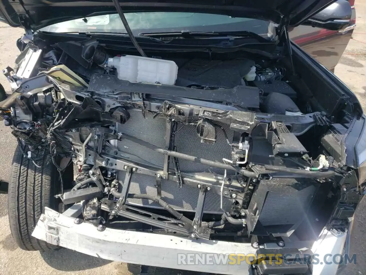 11 Photograph of a damaged car 5TFJA5DB9SX266363 TOYOTA TUNDRA 2025