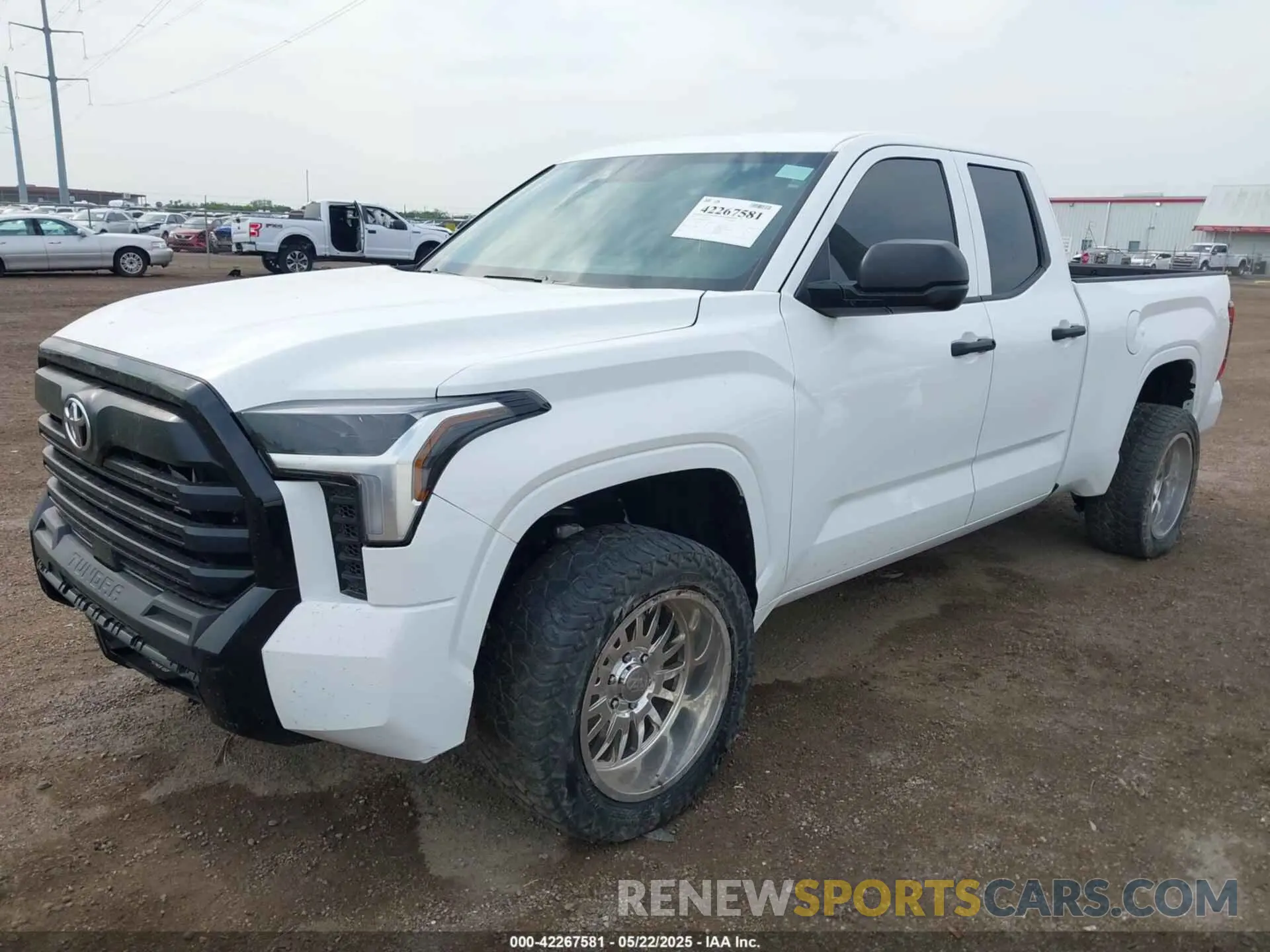 2 Photograph of a damaged car 5TFKB5DA4SX280387 TOYOTA TUNDRA 2025