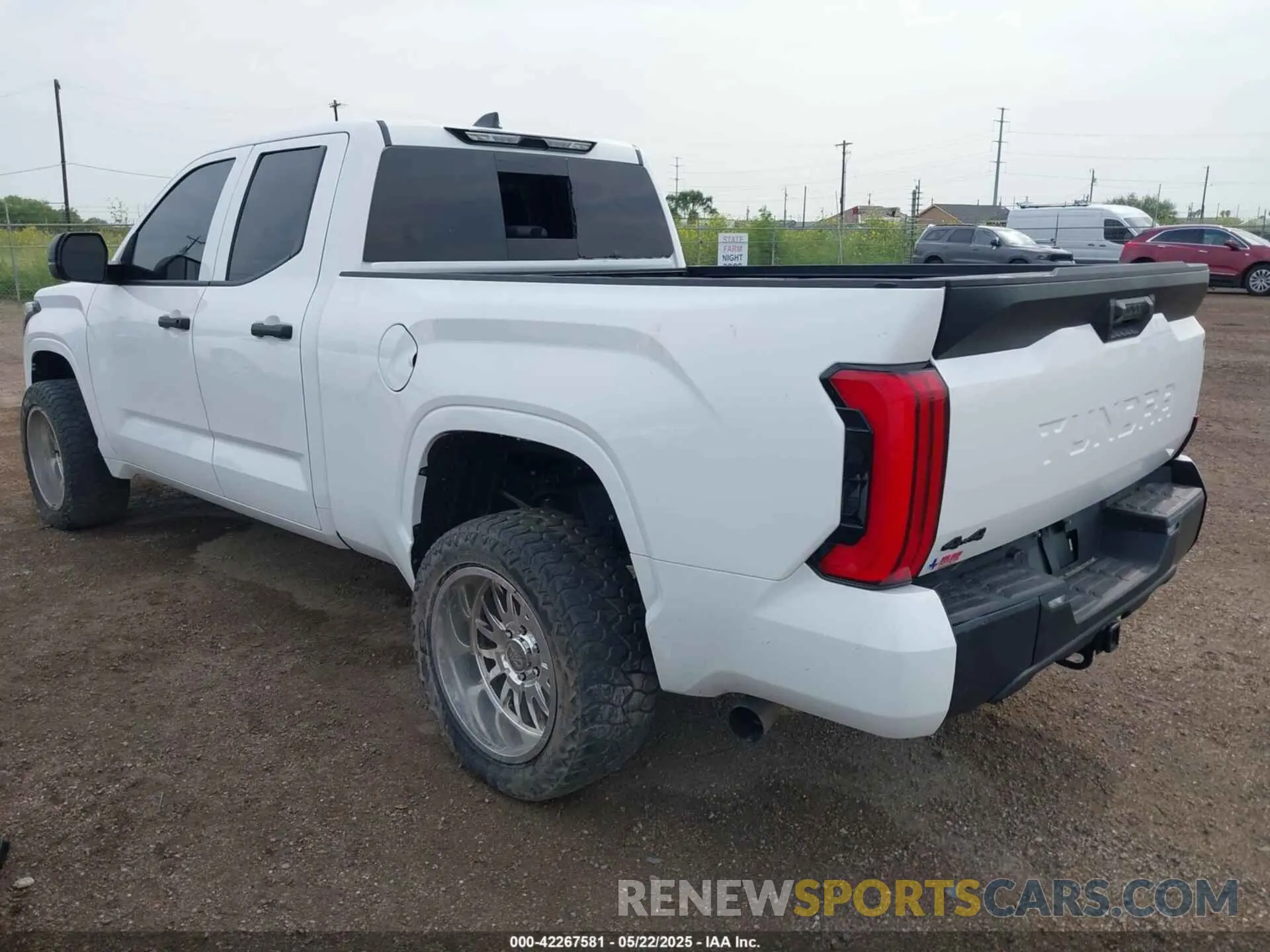 3 Photograph of a damaged car 5TFKB5DA4SX280387 TOYOTA TUNDRA 2025