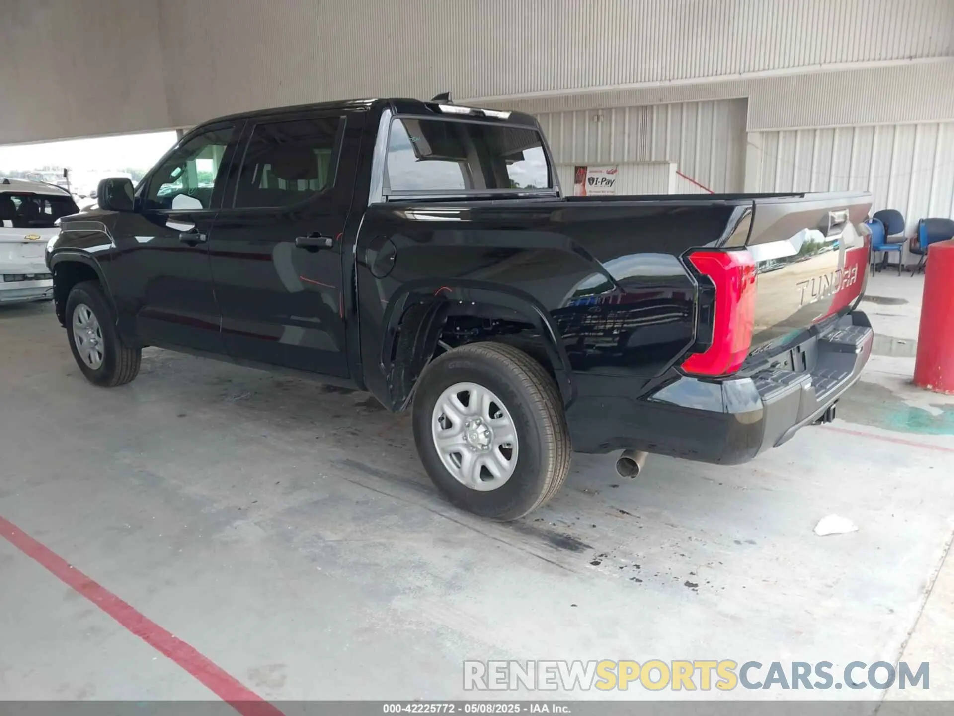 3 Photograph of a damaged car 5TFKB5DB9SX282404 TOYOTA TUNDRA 2025