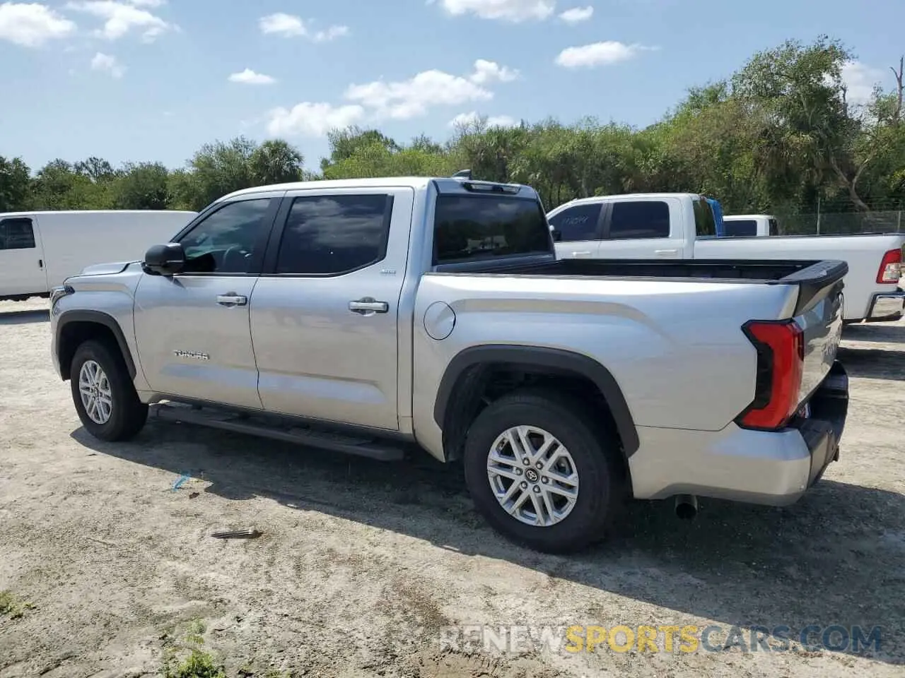 2 Photograph of a damaged car 5TFLA5AB6SX043324 TOYOTA TUNDRA 2025