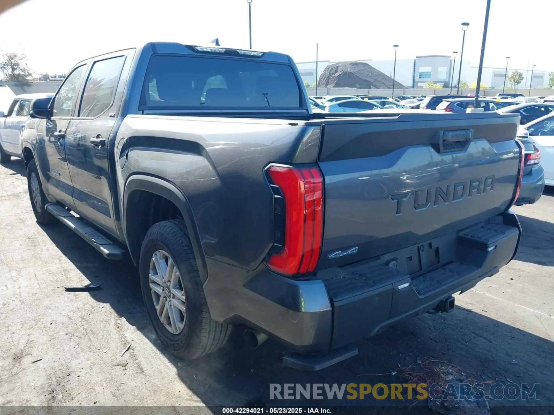 3 Photograph of a damaged car 5TFLA5DB1SX263126 TOYOTA TUNDRA 2025