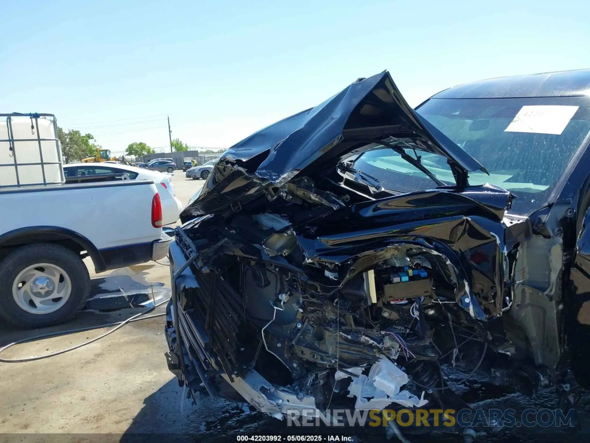 6 Photograph of a damaged car 5TFLA5DB2SX276564 TOYOTA TUNDRA 2025