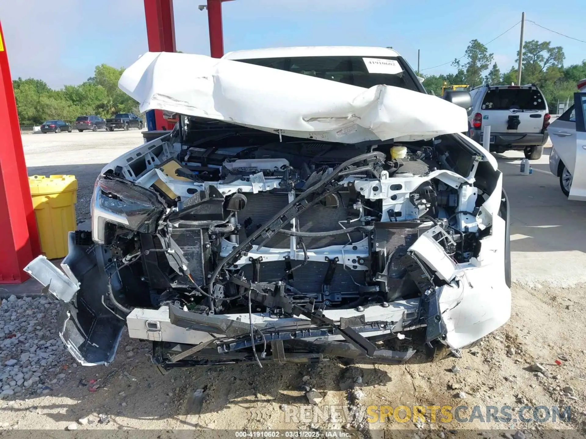 6 Photograph of a damaged car 5TFLA5DB3SX257022 TOYOTA TUNDRA 2025