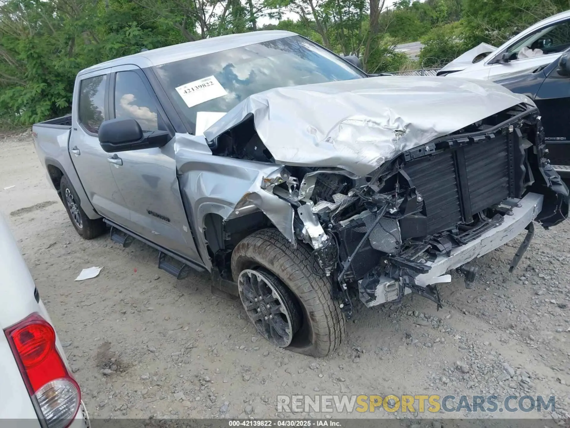1 Photograph of a damaged car 5TFLA5DB9SX243982 TOYOTA TUNDRA 2025