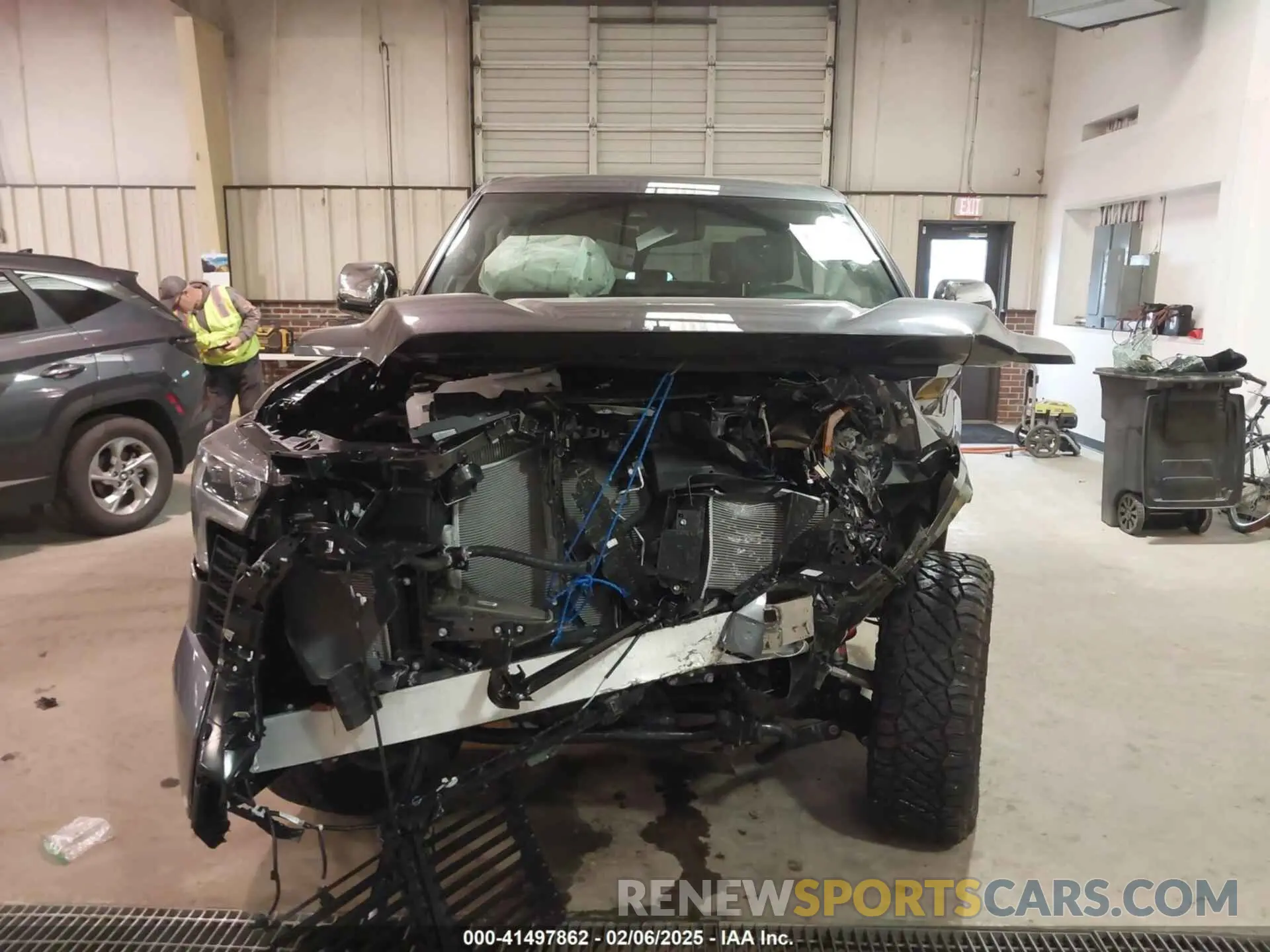 11 Photograph of a damaged car 5TFMA5DB5SX247306 TOYOTA TUNDRA 2025