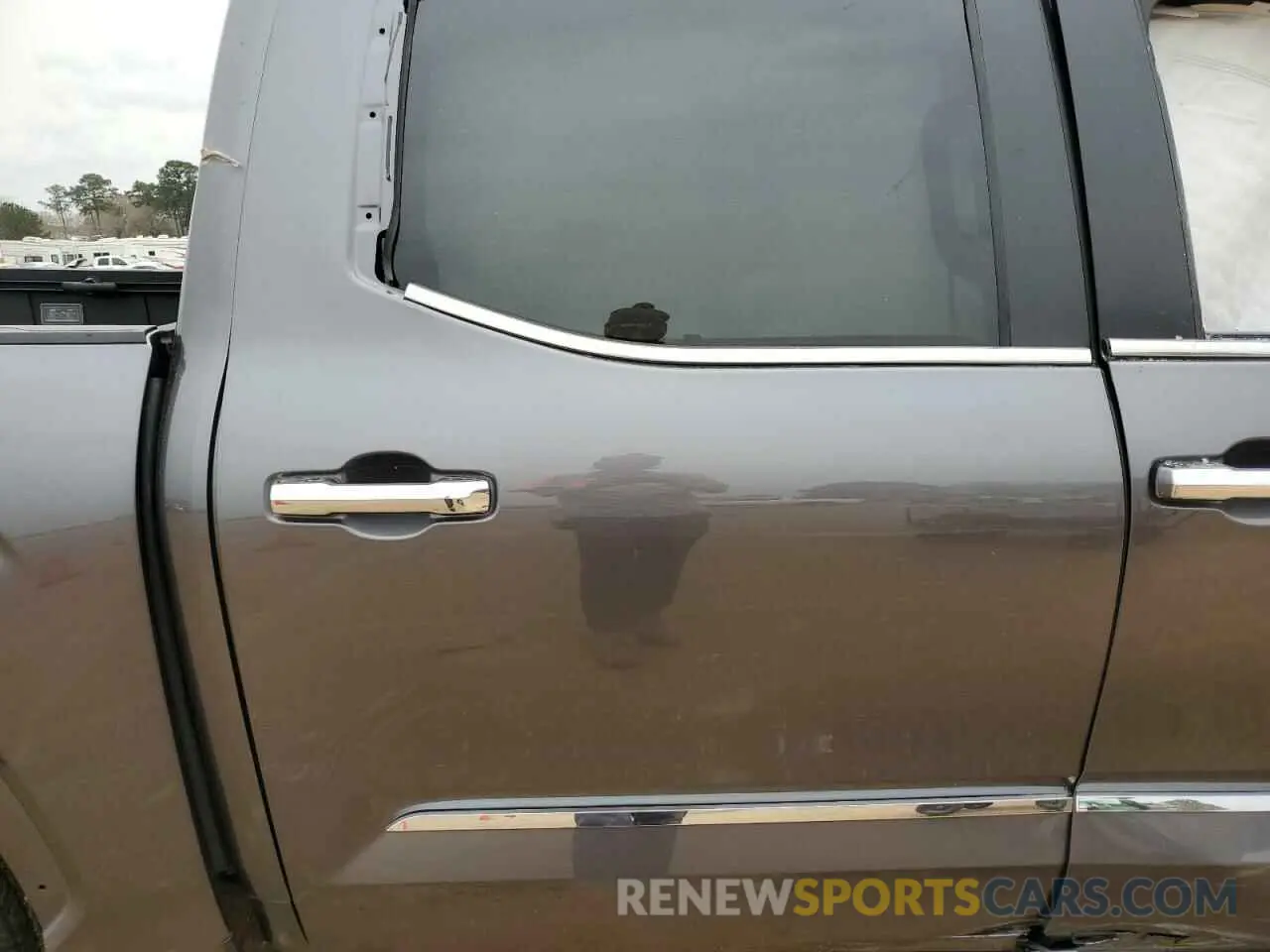11 Photograph of a damaged car 5TFMA5DB6SX240543 TOYOTA TUNDRA 2025