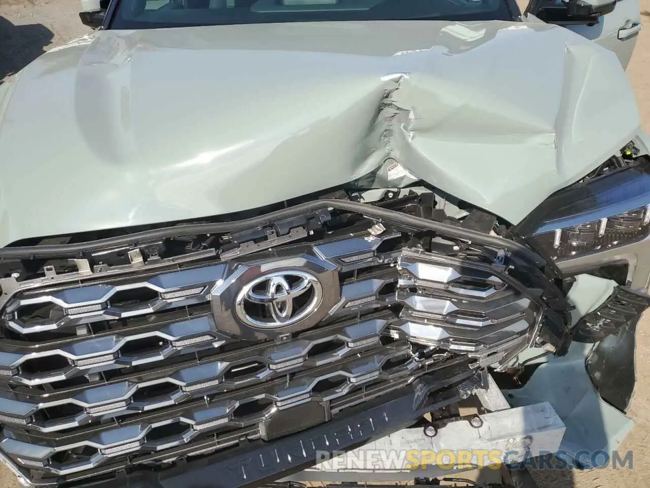 12 Photograph of a damaged car 5TFNA5DB9SX250892 TOYOTA TUNDRA 2025