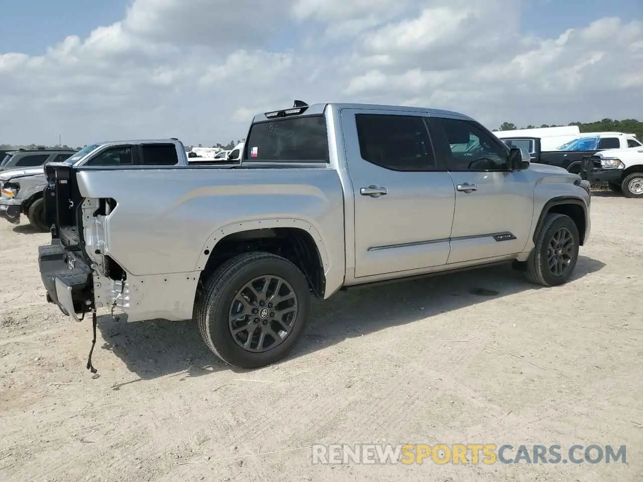 3 Photograph of a damaged car 5TFNA5DBXSX272271 TOYOTA TUNDRA 2025