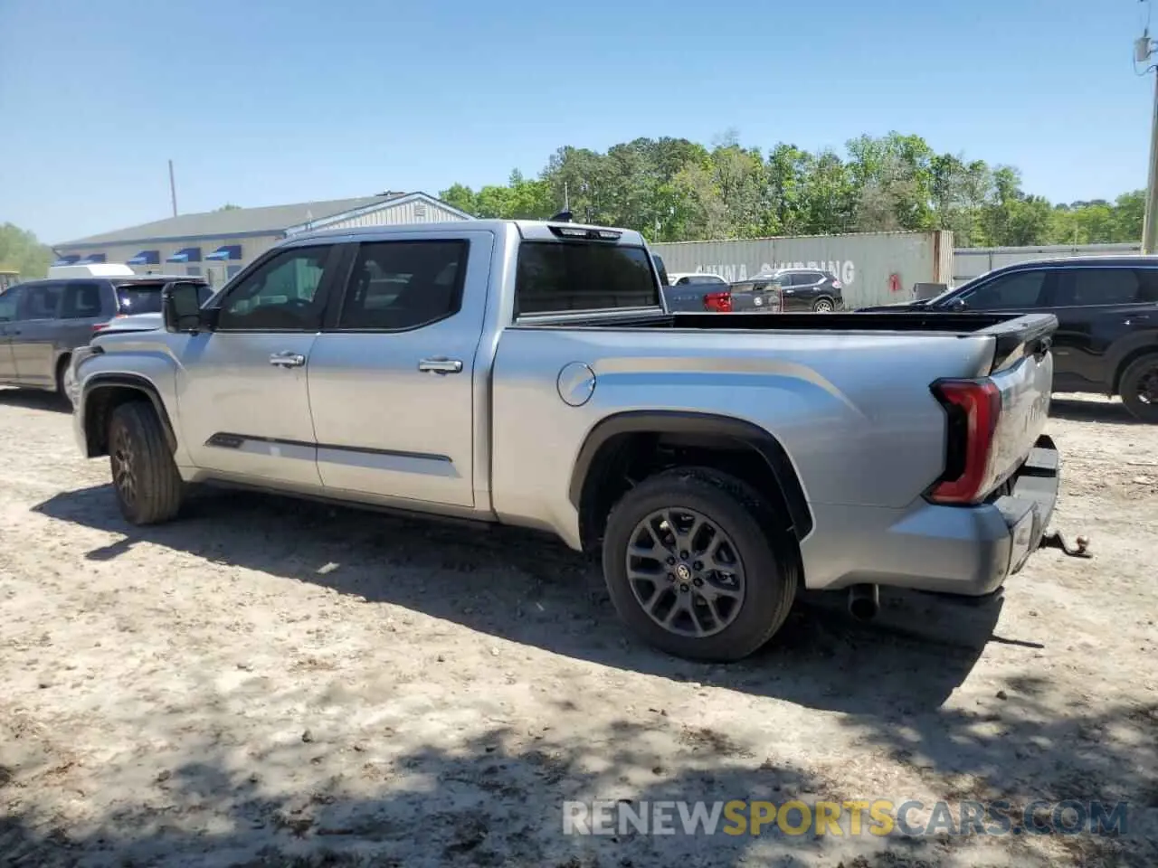 2 Photograph of a damaged car 5TFNA5EC5SX036862 TOYOTA TUNDRA 2025