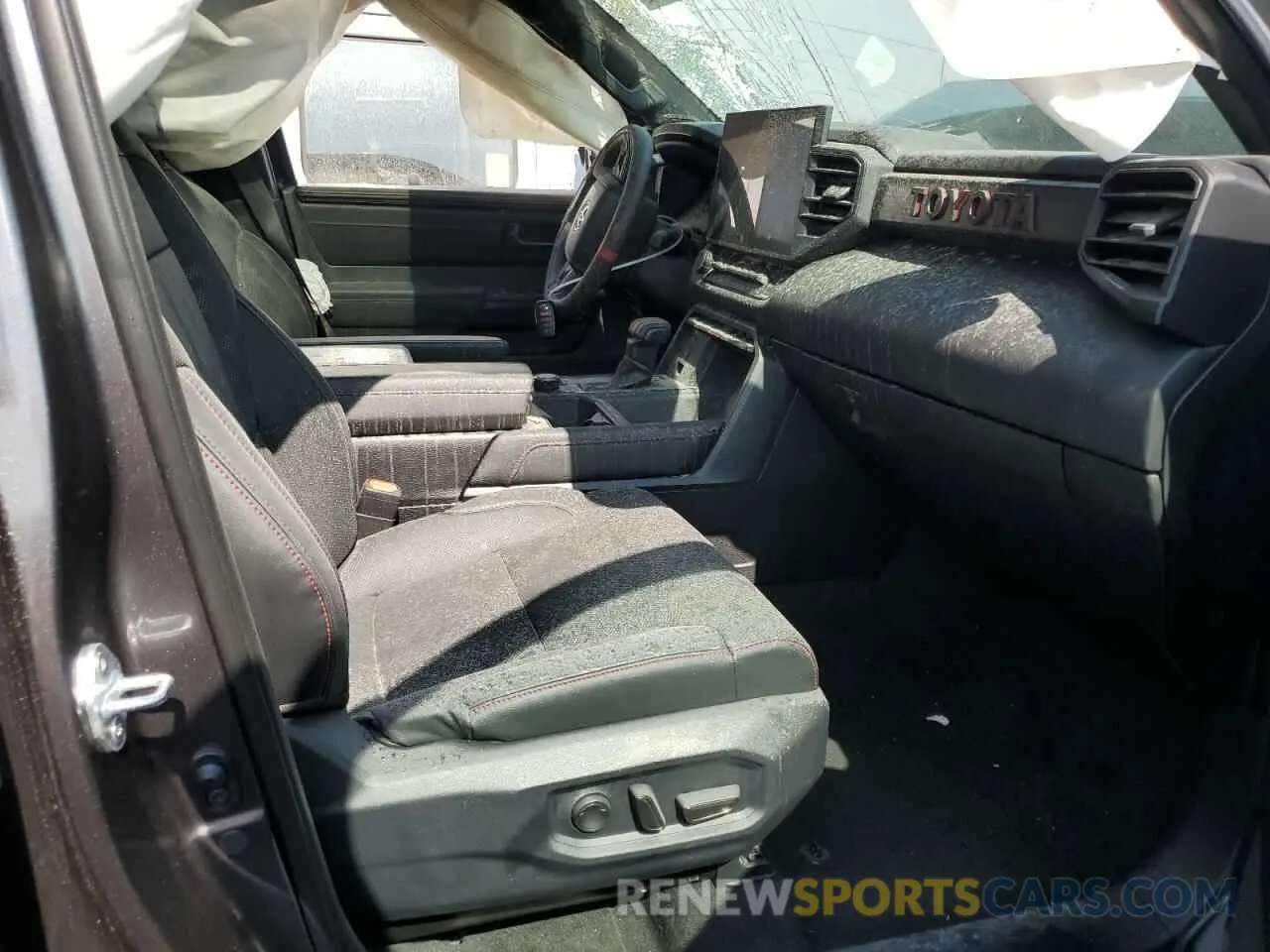 7 Photograph of a damaged car 5TFPC5DB7SX088392 TOYOTA TUNDRA 2025