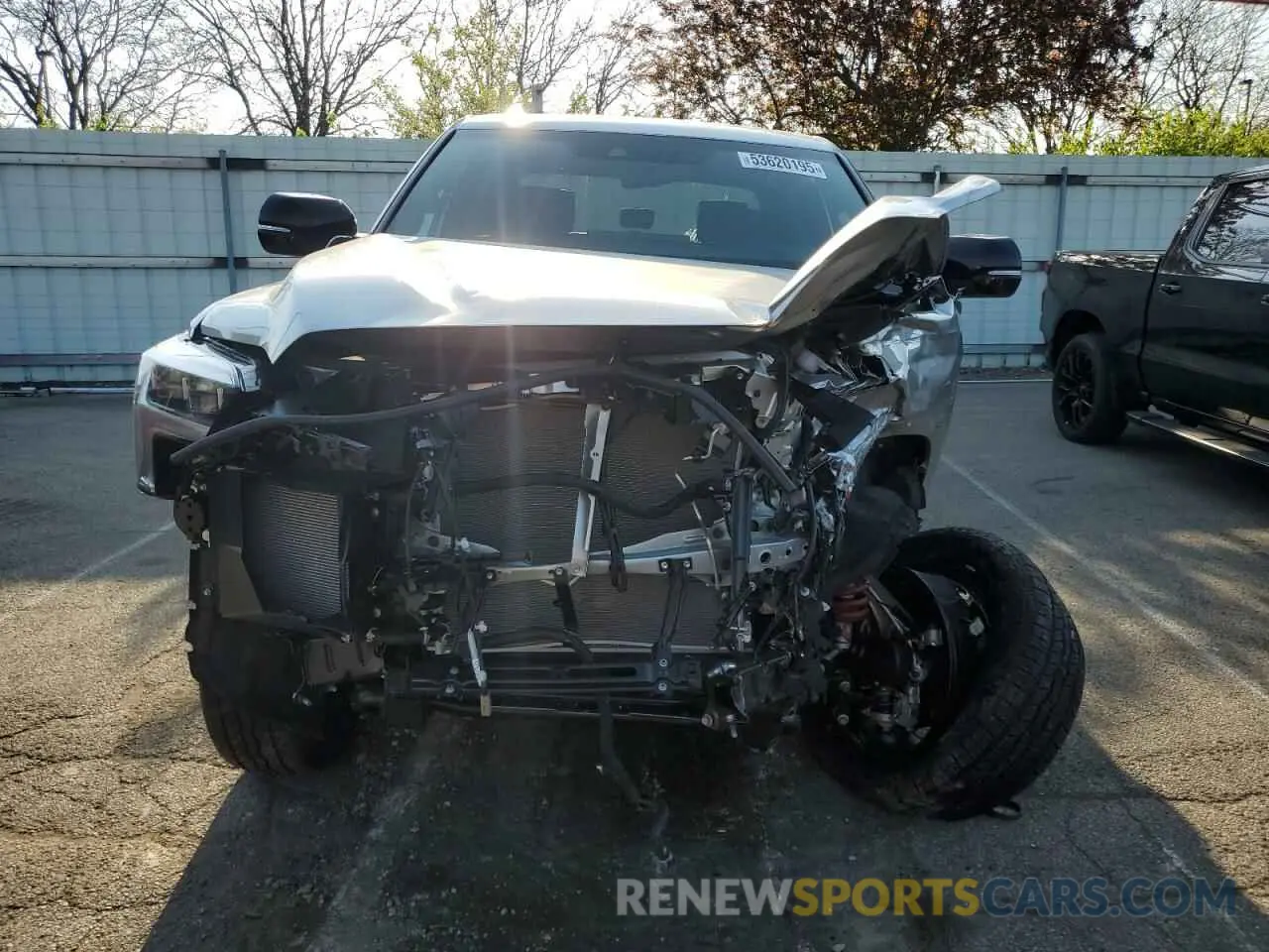 5 Photograph of a damaged car 5TFWA5DB1SX253094 TOYOTA TUNDRA 2025