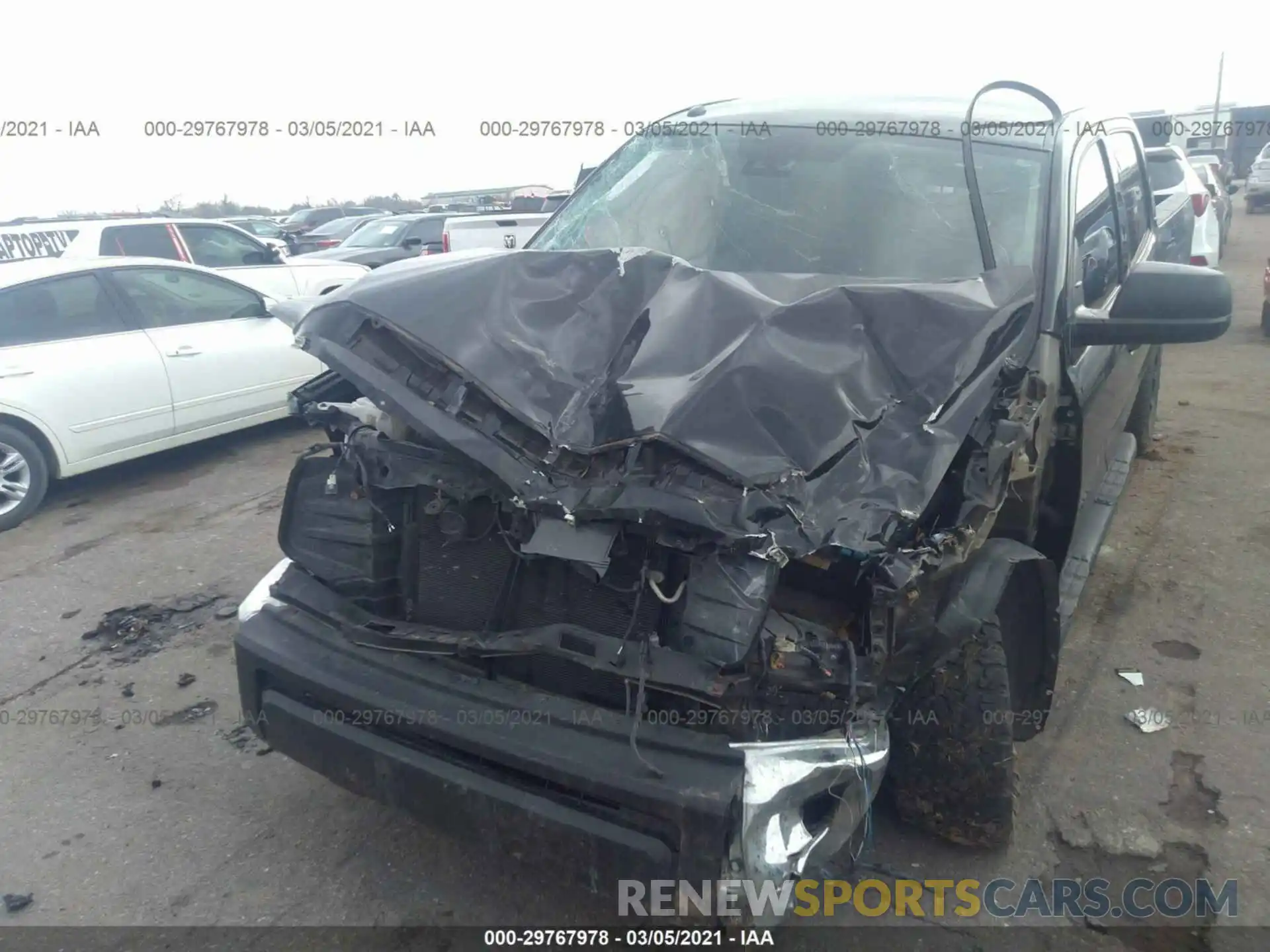 6 Photograph of a damaged car 5TFEM5F11KX134923 TOYOTA TUNDRA 2WD 2019