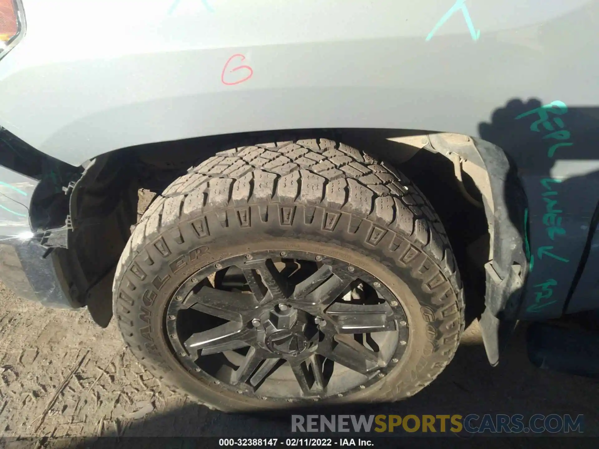 12 Photograph of a damaged car 5TFEM5F19KX142056 TOYOTA TUNDRA 2WD 2019