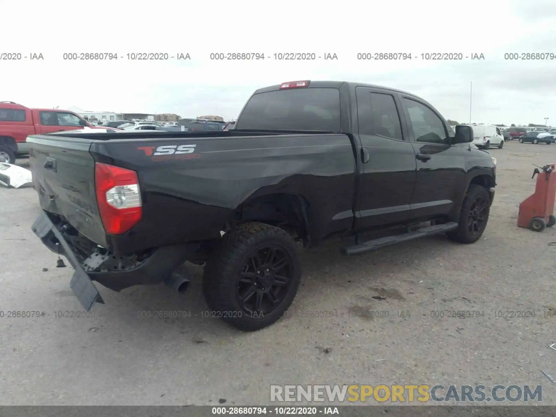 4 Photograph of a damaged car 5TFRM5F1XKX138650 TOYOTA TUNDRA 2WD 2019