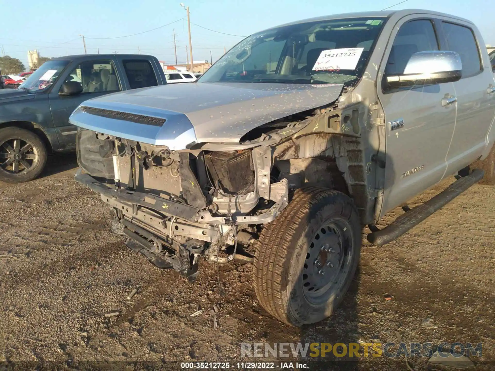 6 Photograph of a damaged car 5TFFY5F1XLX256836 TOYOTA TUNDRA 2WD 2020