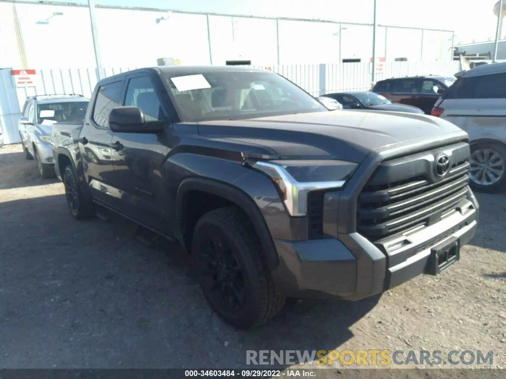 1 Photograph of a damaged car 5TFLA5AB9NX014582 TOYOTA TUNDRA 2WD 2022