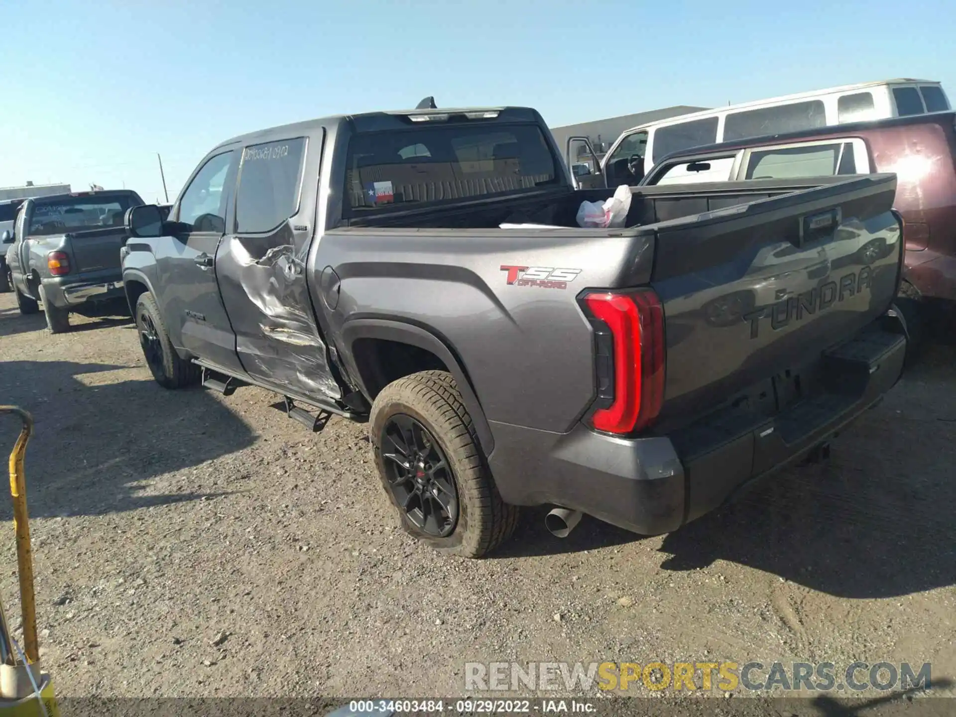 3 Photograph of a damaged car 5TFLA5AB9NX014582 TOYOTA TUNDRA 2WD 2022