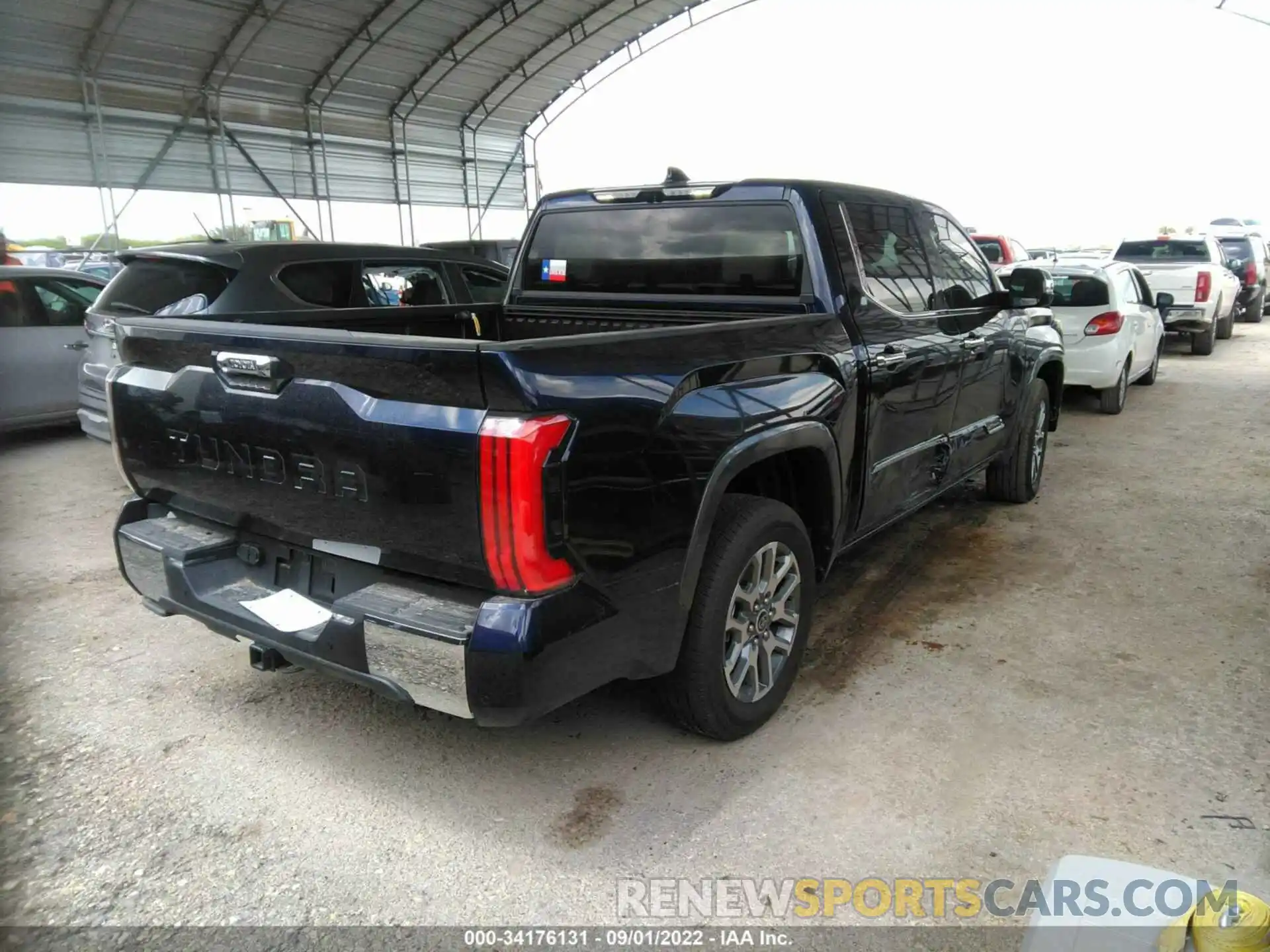 4 Photograph of a damaged car 5TFMA5AB0NX013907 TOYOTA TUNDRA 2WD 2022