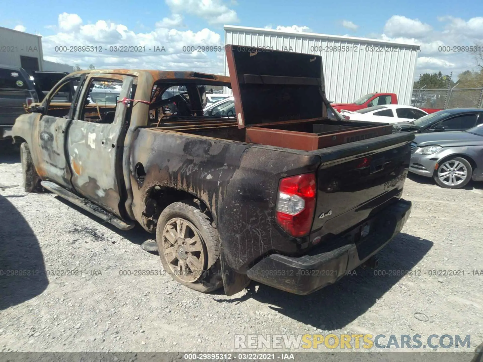 3 Photograph of a damaged car 5TFAY5F19KX780231 TOYOTA TUNDRA 4WD 2019