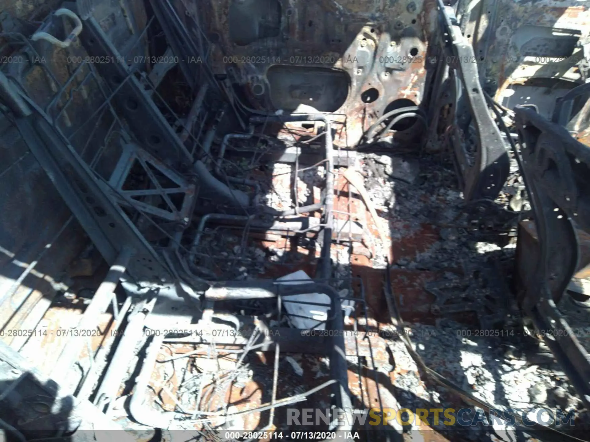 8 Photograph of a damaged car 5TFAY5F1XKX859245 TOYOTA TUNDRA 4WD 2019
