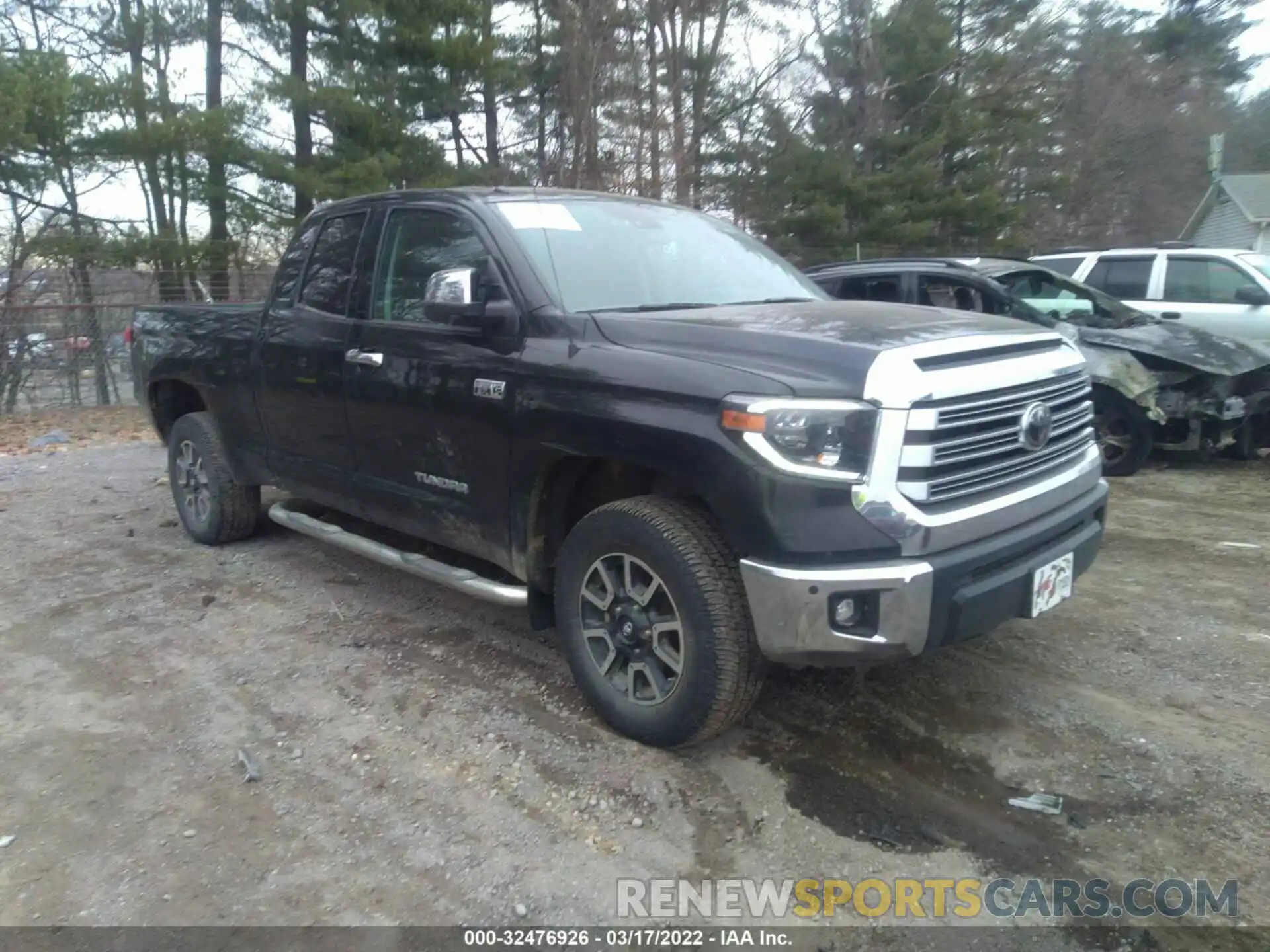 1 Photograph of a damaged car 5TFBY5F12KX845196 TOYOTA TUNDRA 4WD 2019