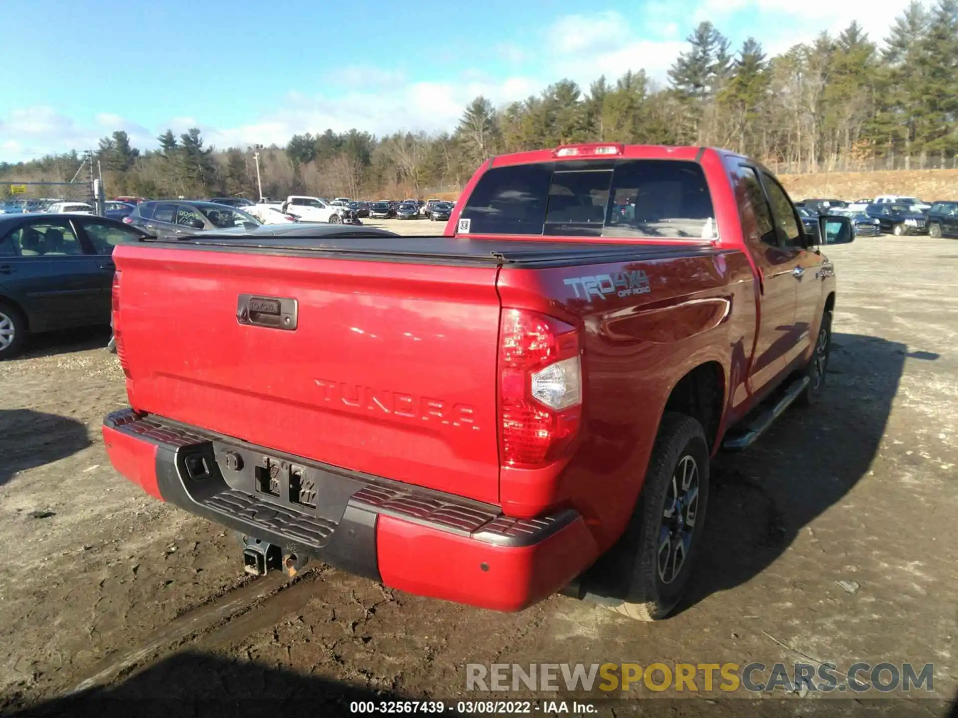 4 Photograph of a damaged car 5TFBY5F17KX782368 TOYOTA TUNDRA 4WD 2019