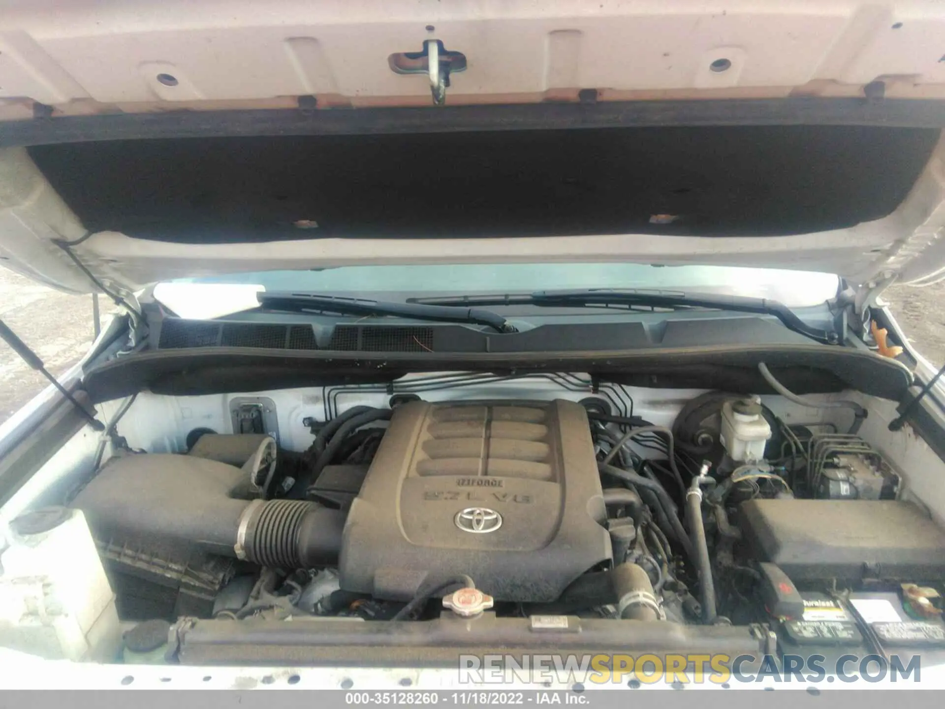 10 Photograph of a damaged car 5TFDY5F14KX803461 TOYOTA TUNDRA 4WD 2019