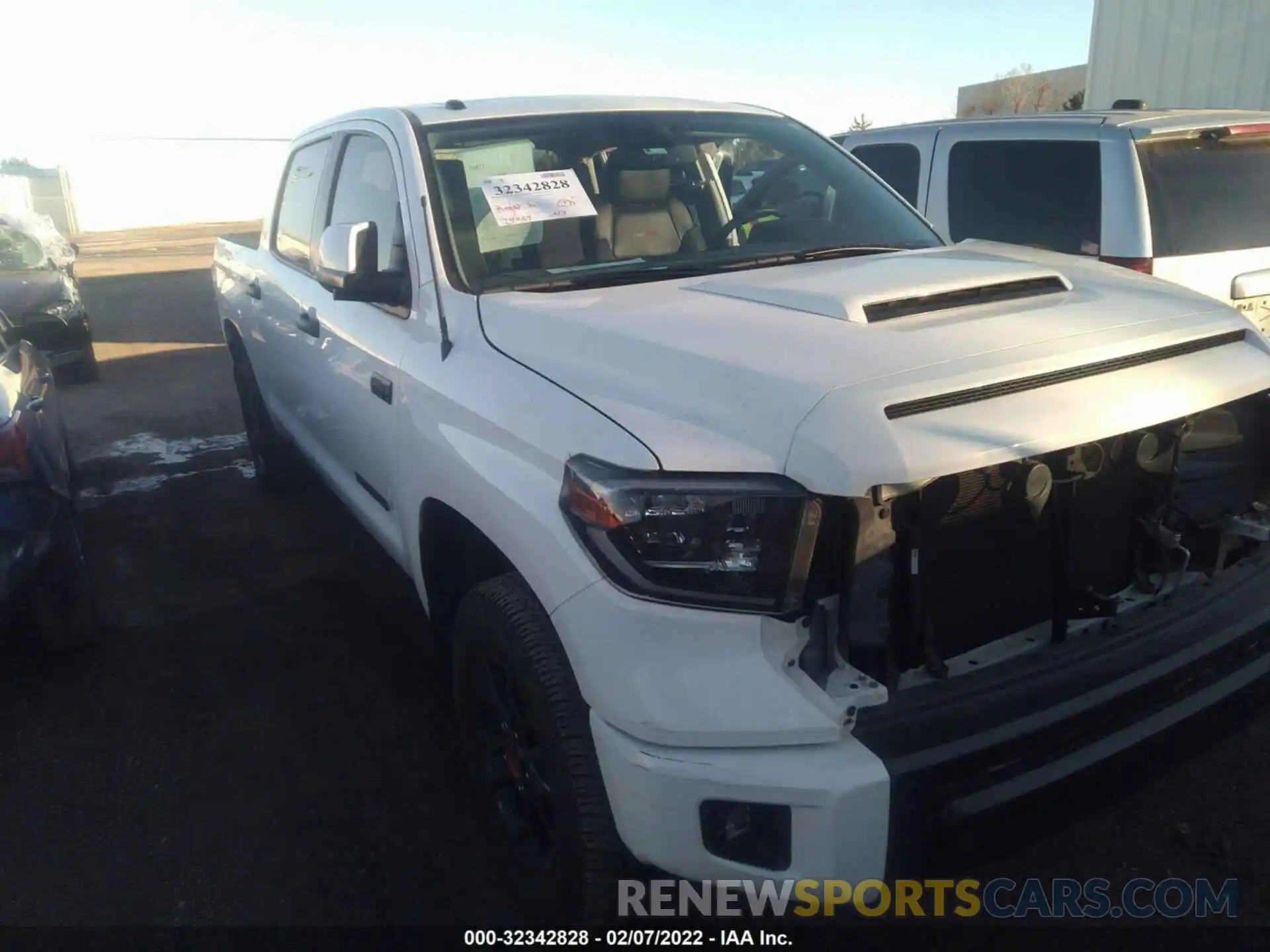 1 Photograph of a damaged car 5TFDY5F14KX862607 TOYOTA TUNDRA 4WD 2019