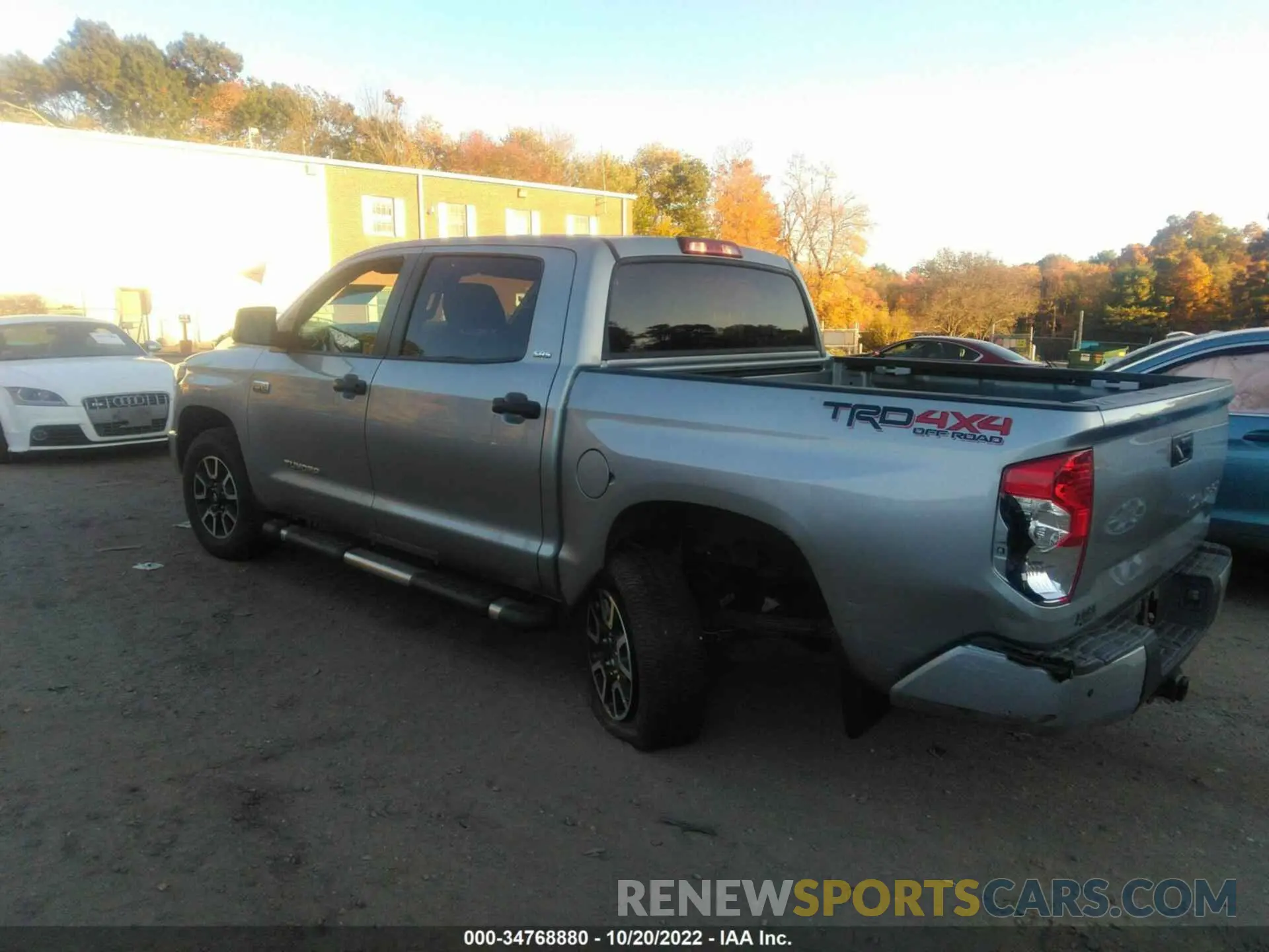 3 Photograph of a damaged car 5TFDY5F18KX835751 TOYOTA TUNDRA 4WD 2019