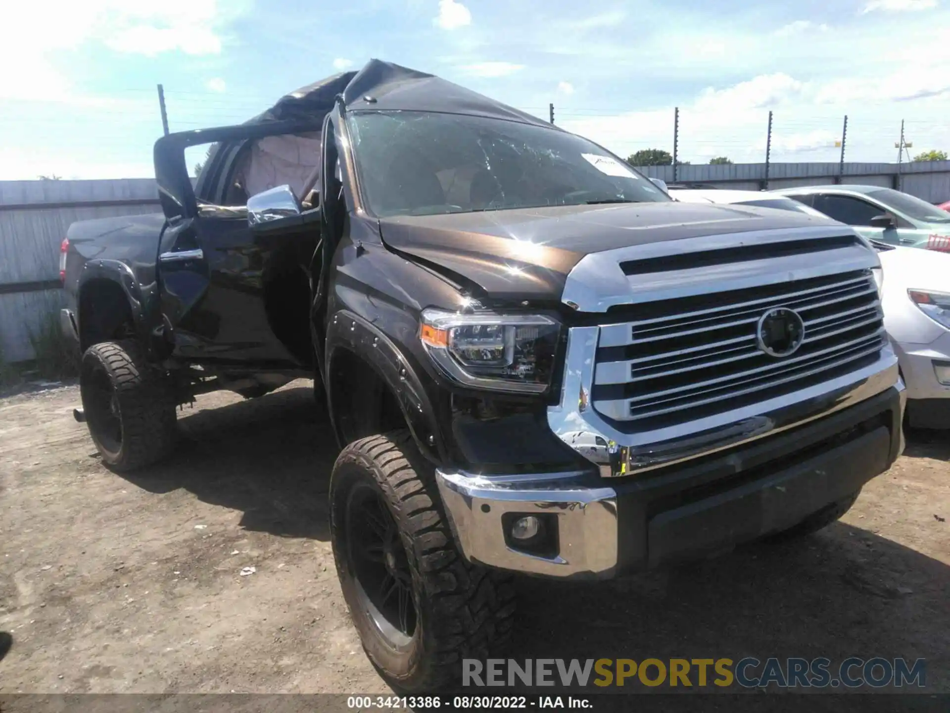 1 Photograph of a damaged car 5TFHY5F10KX786479 TOYOTA TUNDRA 4WD 2019