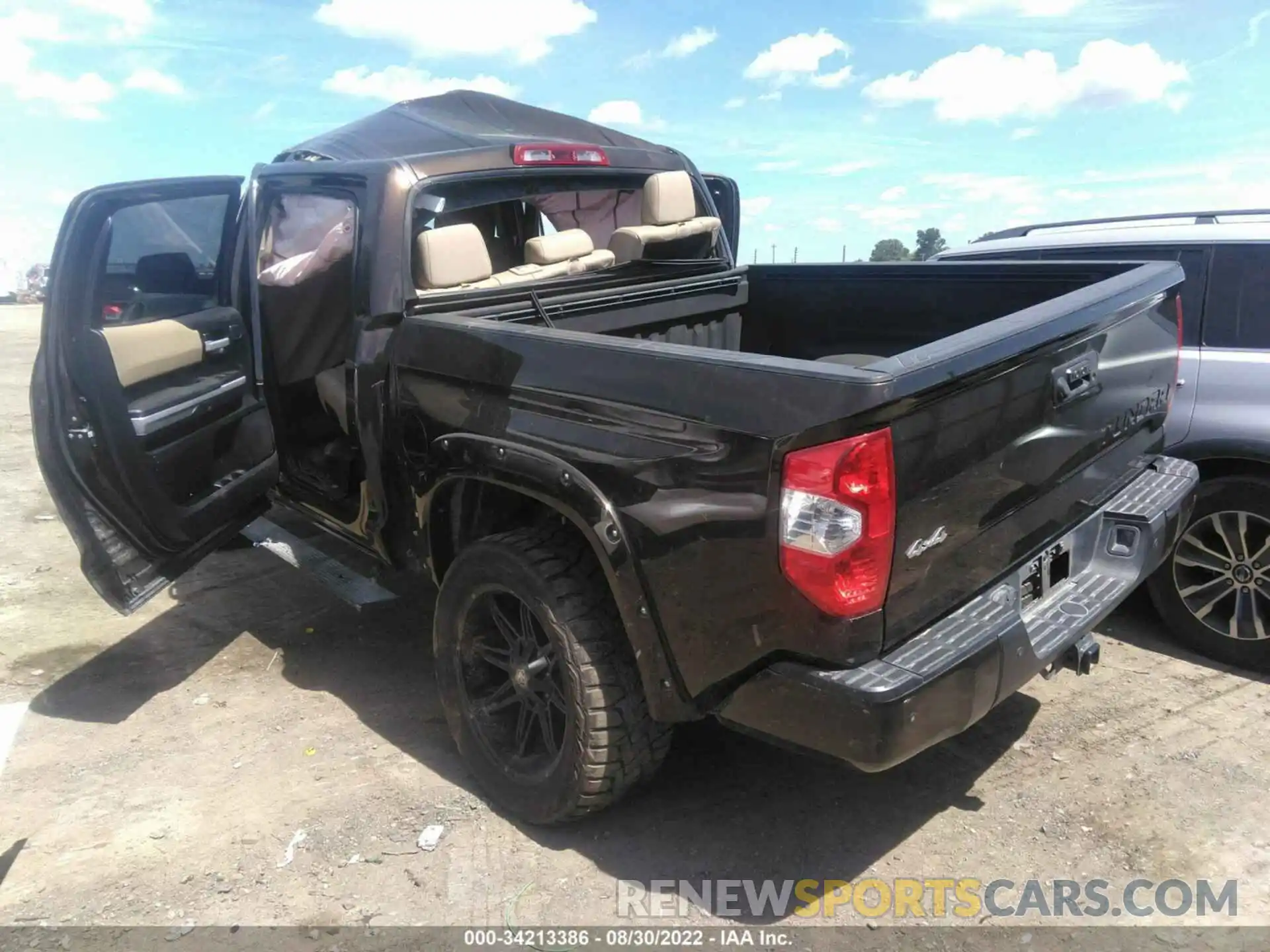 3 Photograph of a damaged car 5TFHY5F10KX786479 TOYOTA TUNDRA 4WD 2019