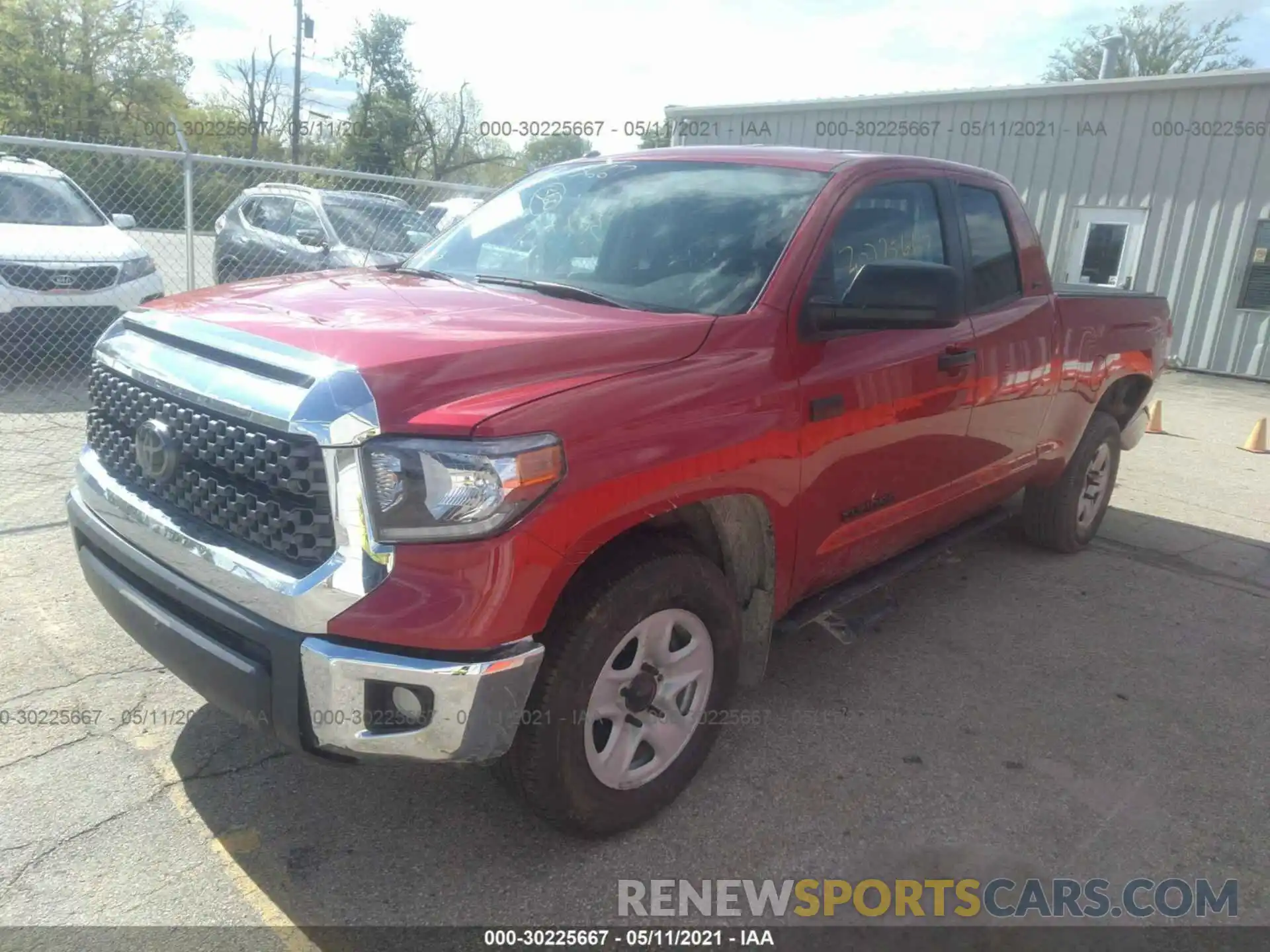 2 Photograph of a damaged car 5TFUW5F16KX861870 TOYOTA TUNDRA 4WD 2019