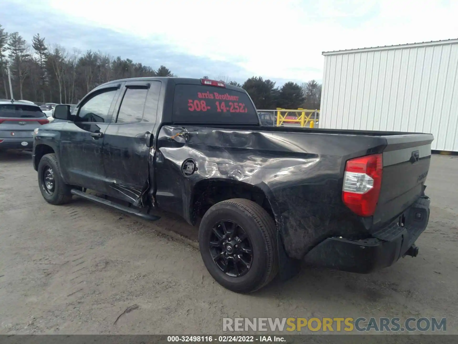 3 Photograph of a damaged car 5TFUY5F1XKX850042 TOYOTA TUNDRA 4WD 2019