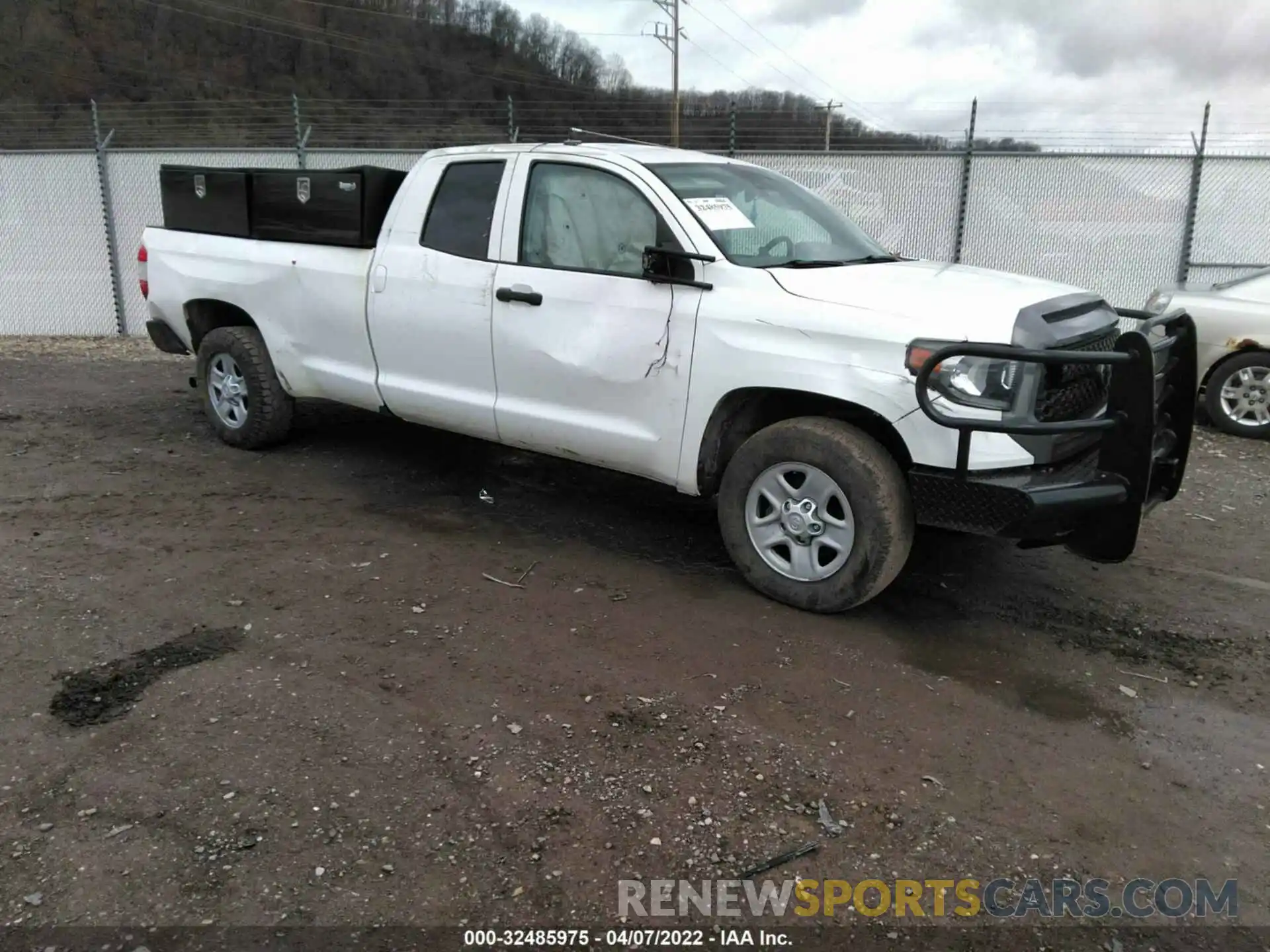 1 Photograph of a damaged car 5TFCY5F11LX026234 TOYOTA TUNDRA 4WD 2020