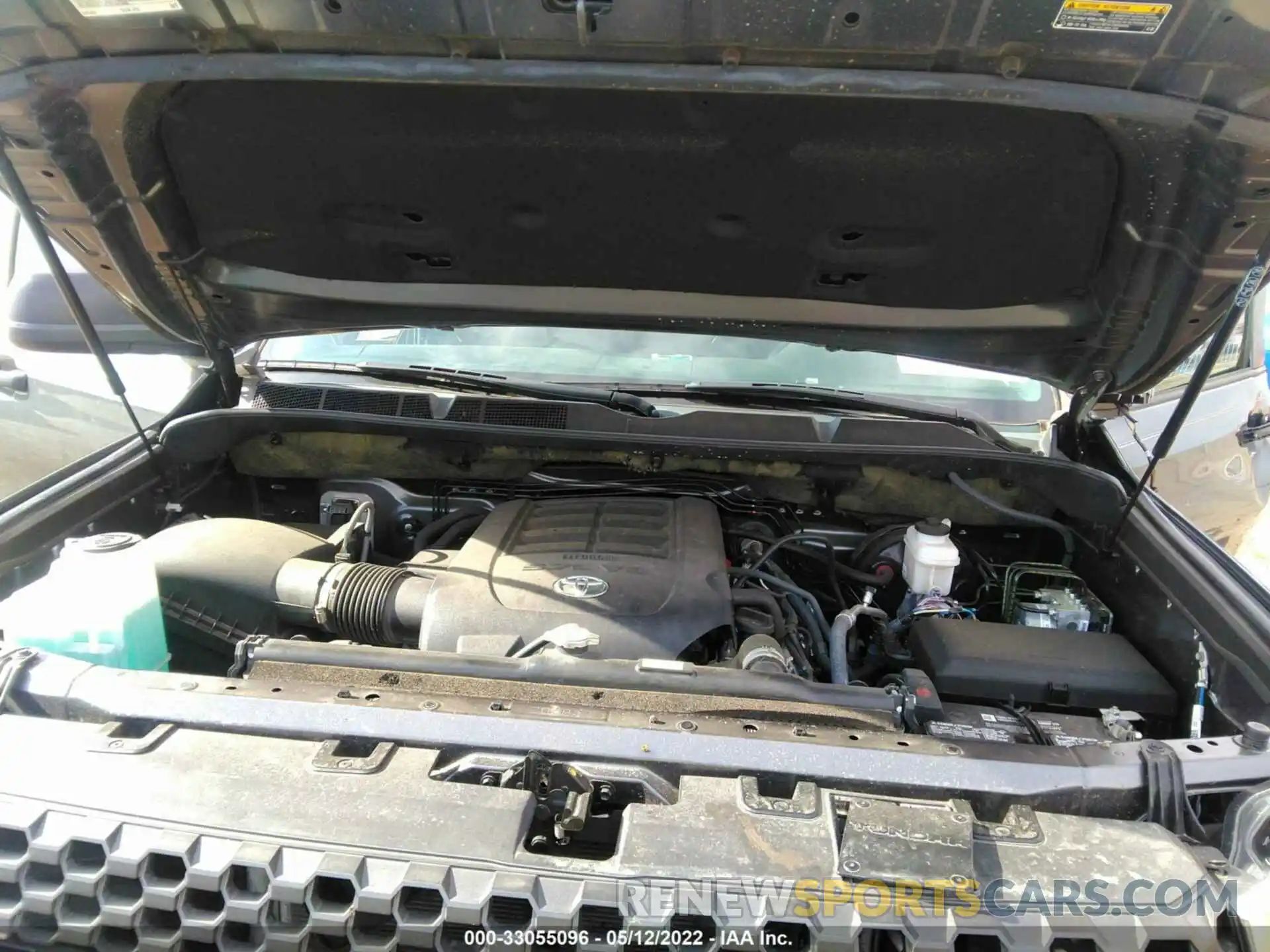 10 Photograph of a damaged car 5TFCY5F19LX025929 TOYOTA TUNDRA 4WD 2020