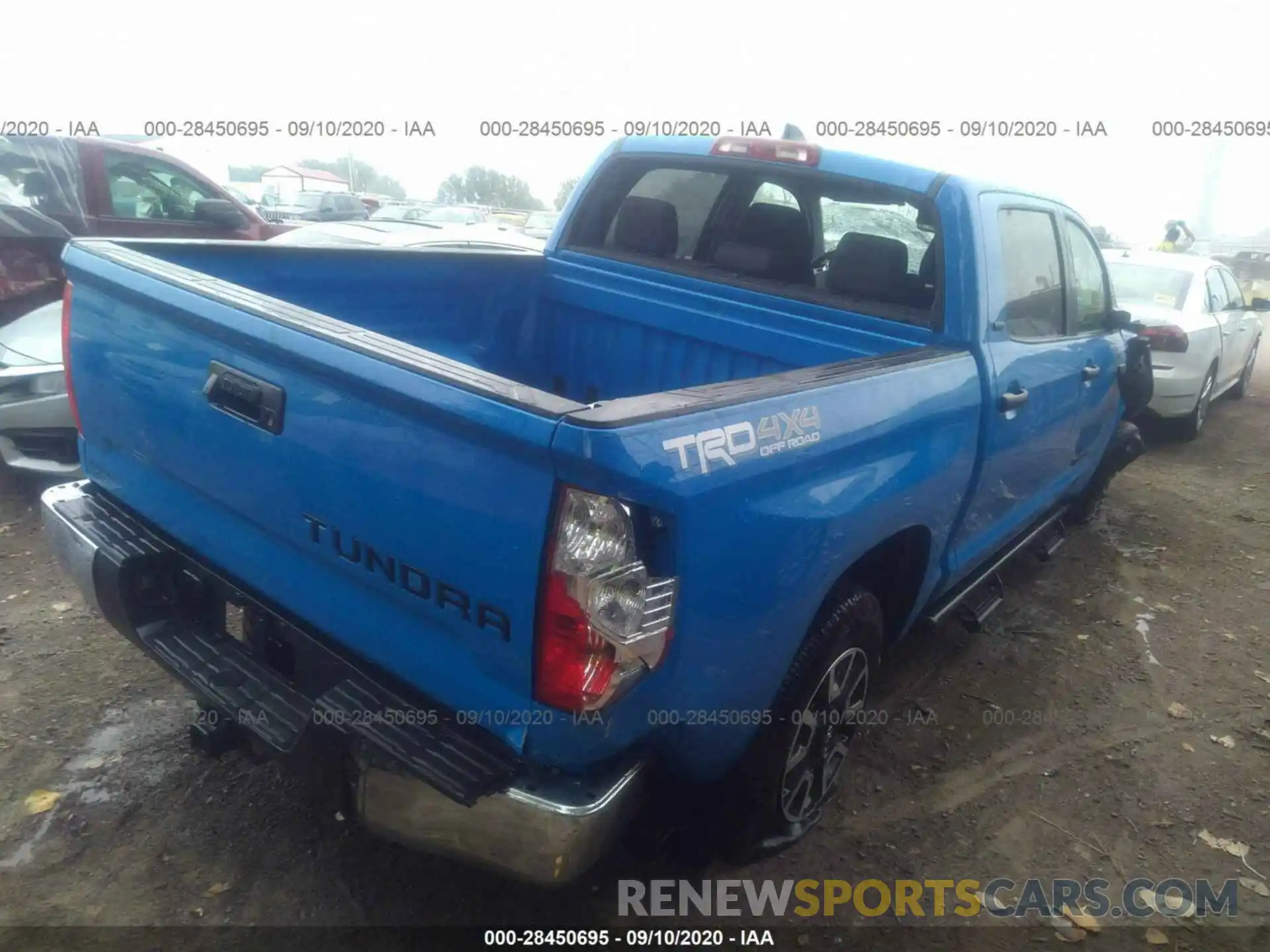 4 Photograph of a damaged car 5TFDY5F10LX887909 TOYOTA TUNDRA 4WD 2020