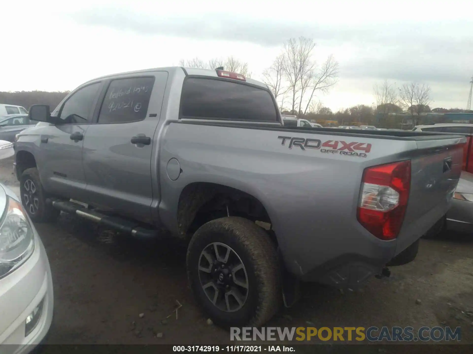 3 Photograph of a damaged car 5TFDY5F10LX945498 TOYOTA TUNDRA 4WD 2020