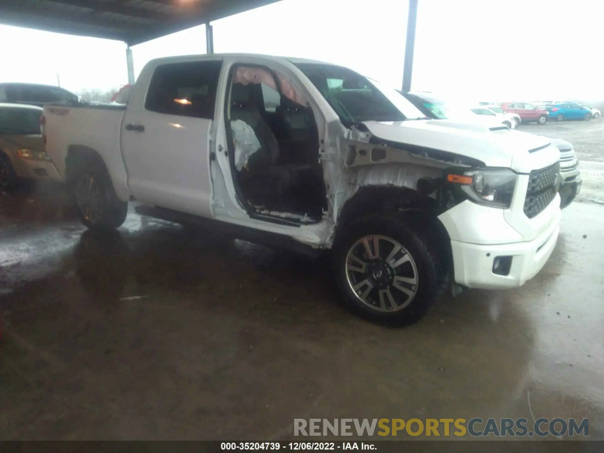 1 Photograph of a damaged car 5TFDY5F11LX895792 TOYOTA TUNDRA 4WD 2020