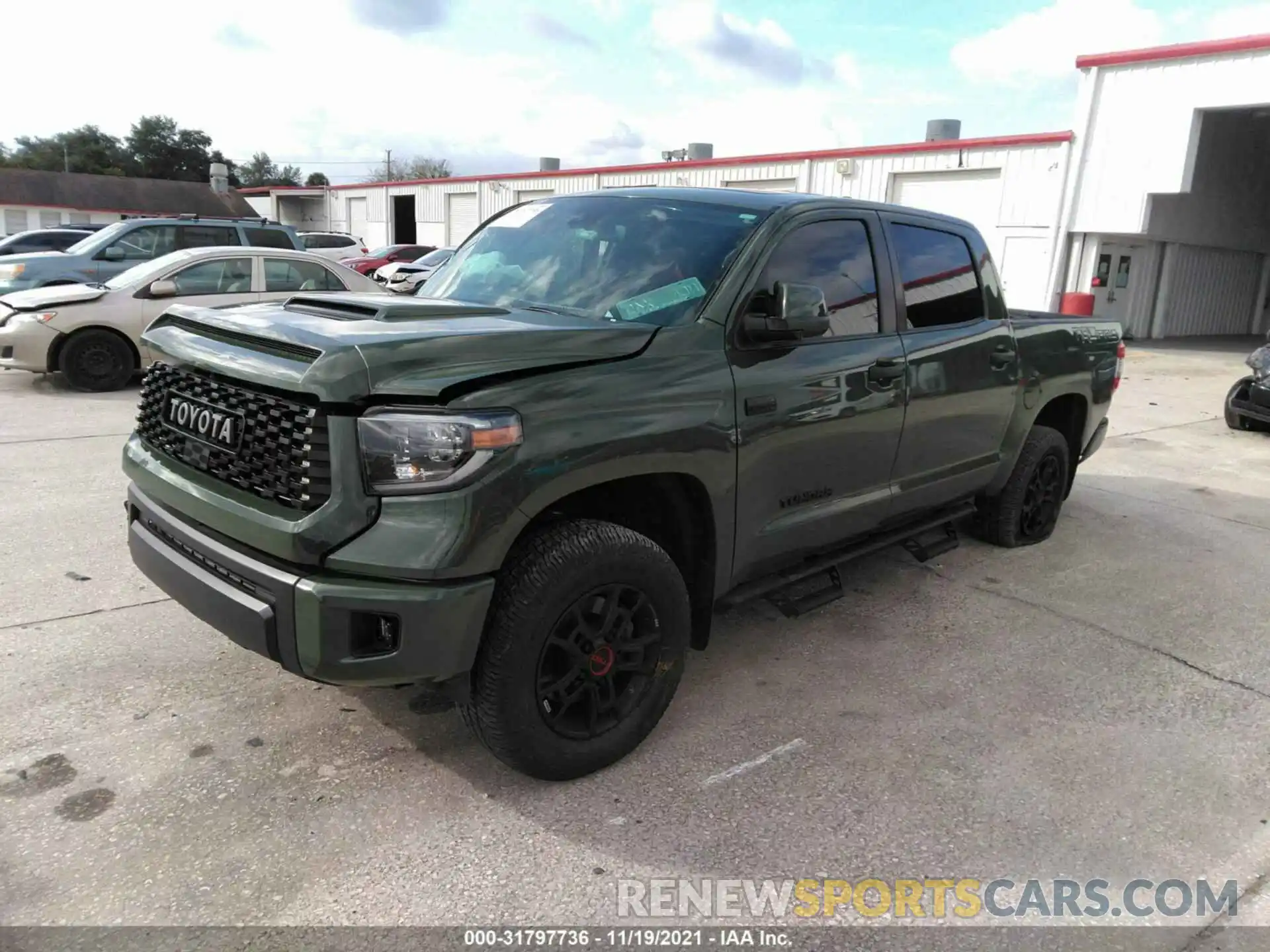 2 Photograph of a damaged car 5TFDY5F12LX884591 TOYOTA TUNDRA 4WD 2020