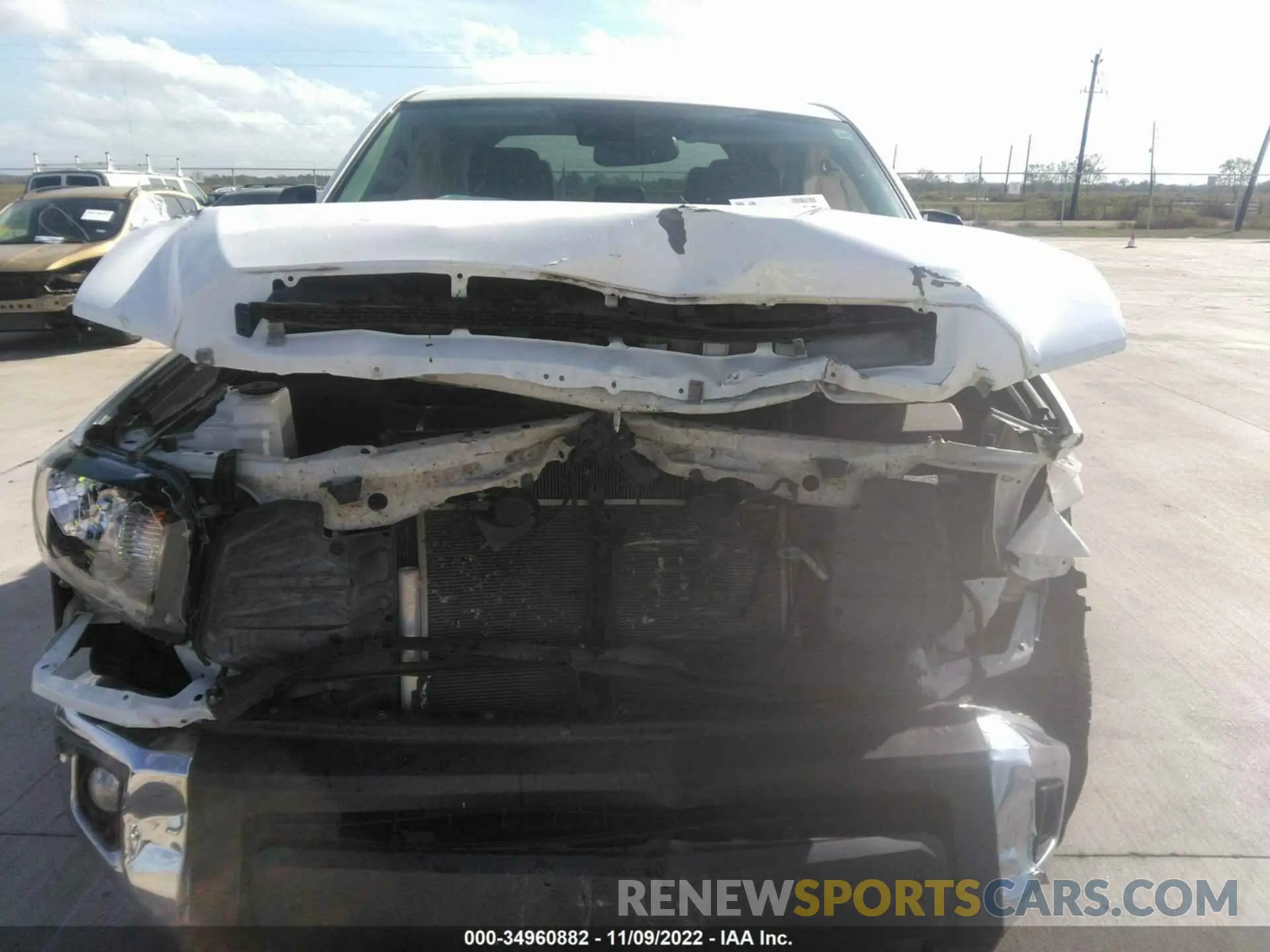 6 Photograph of a damaged car 5TFDY5F13LX885488 TOYOTA TUNDRA 4WD 2020