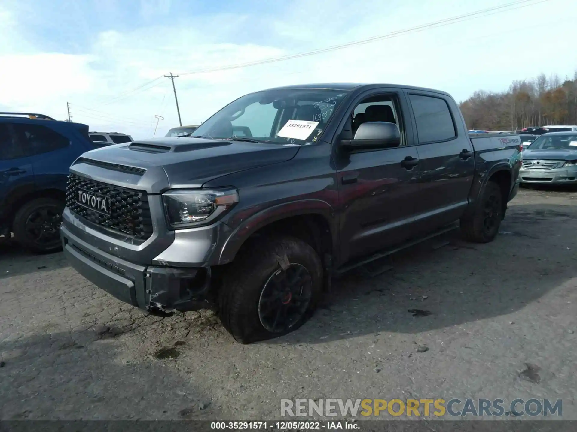 2 Photograph of a damaged car 5TFDY5F14LX952406 TOYOTA TUNDRA 4WD 2020