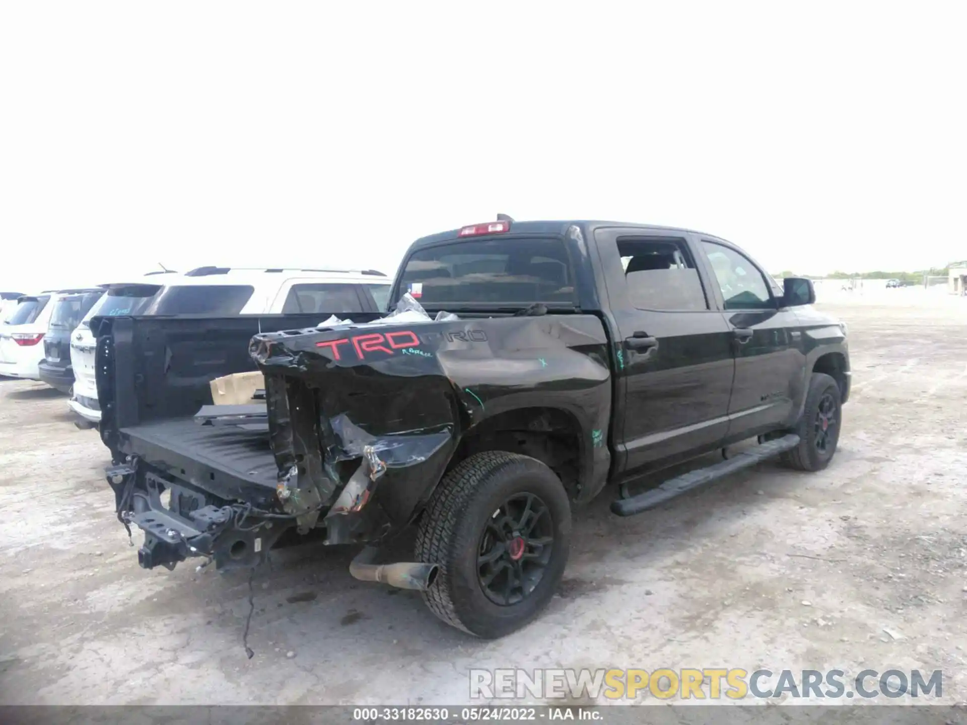 4 Photograph of a damaged car 5TFDY5F17LX908917 TOYOTA TUNDRA 4WD 2020