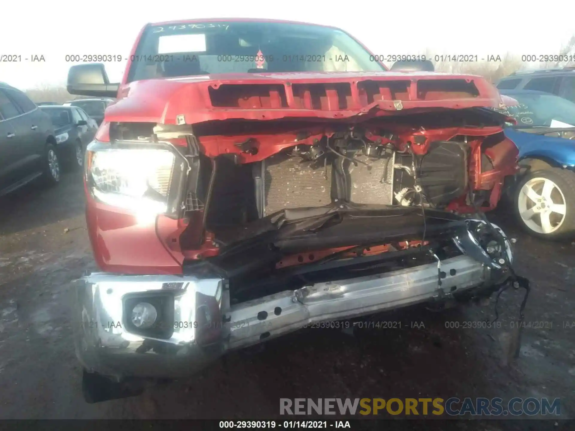 6 Photograph of a damaged car 5TFDY5F1XLX877761 TOYOTA TUNDRA 4WD 2020