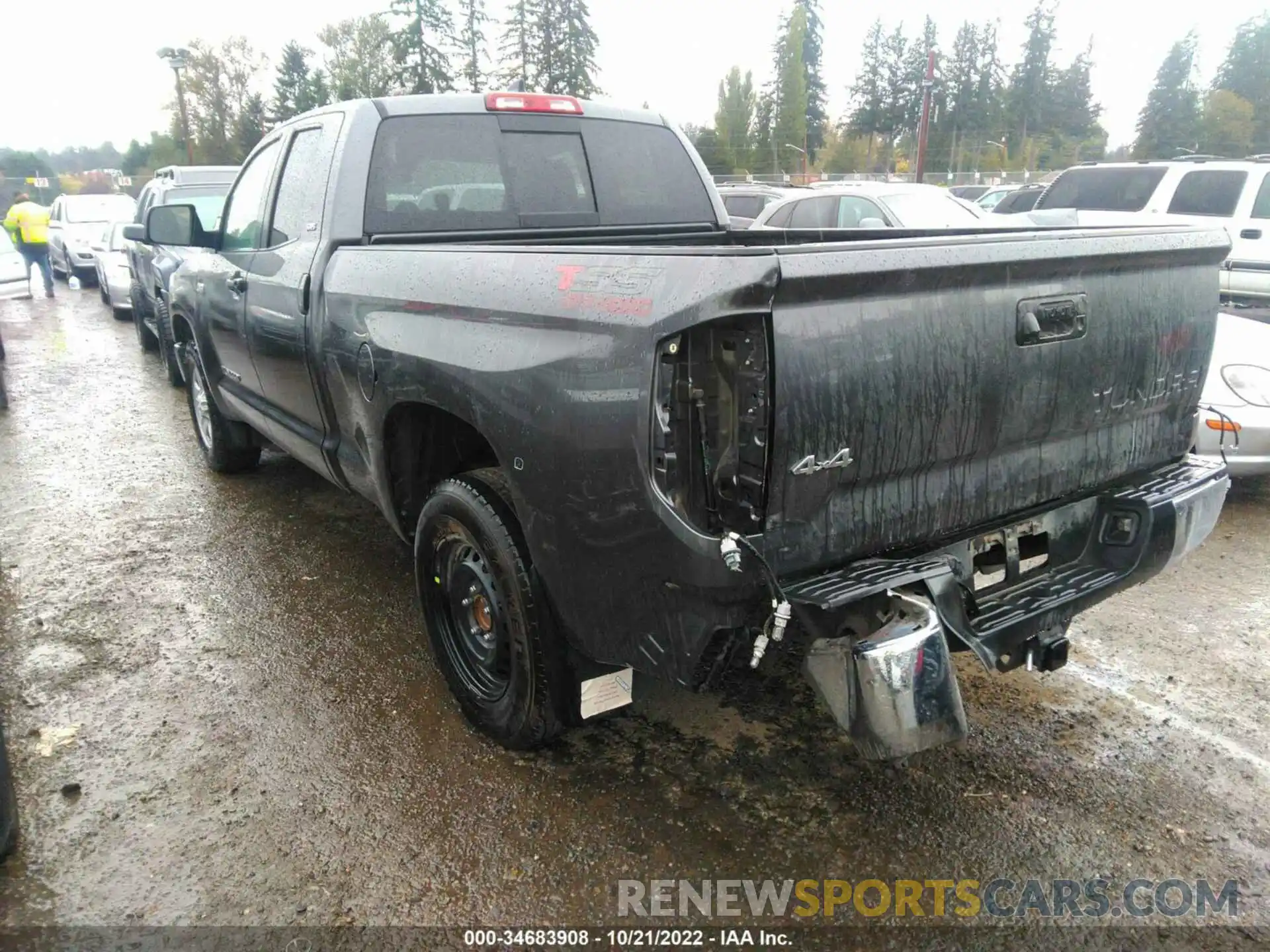 3 Photograph of a damaged car 5TFUY5F11LX914356 TOYOTA TUNDRA 4WD 2020