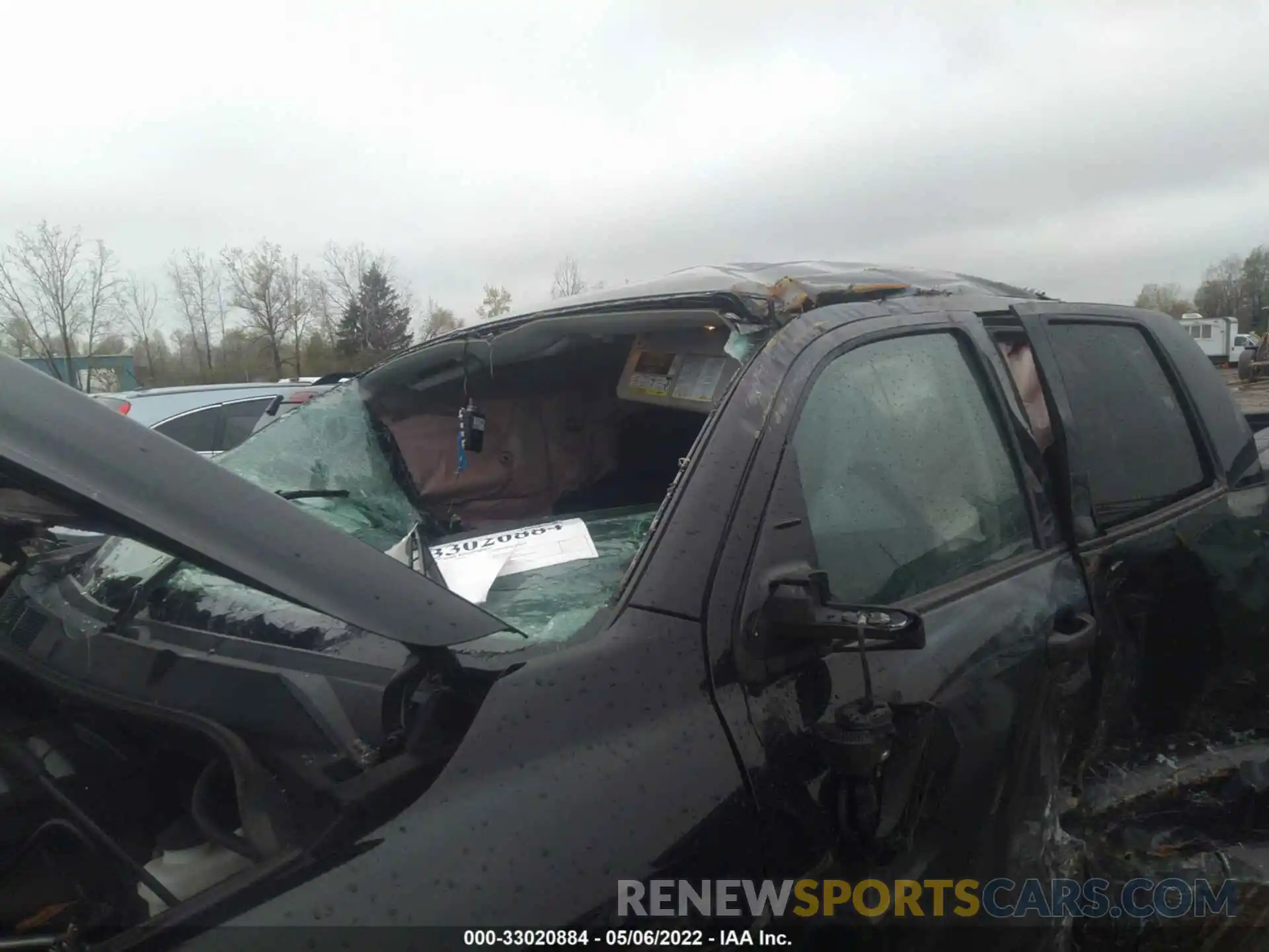 6 Photograph of a damaged car 5TFUY5F14LX924752 TOYOTA TUNDRA 4WD 2020