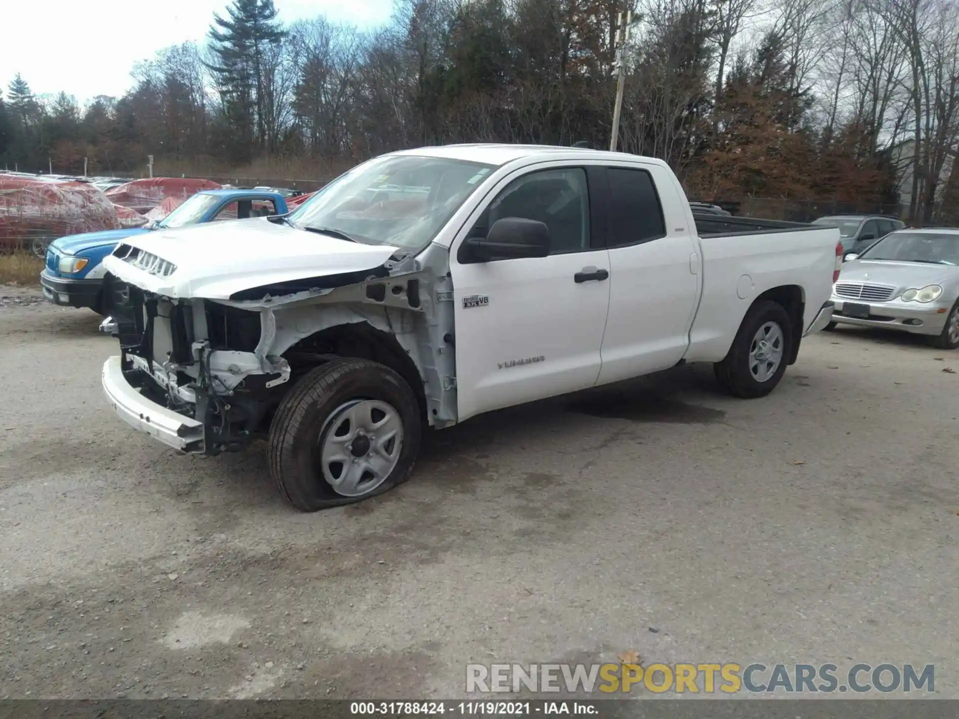 2 Photograph of a damaged car 5TFUY5F1XLX955651 TOYOTA TUNDRA 4WD 2020